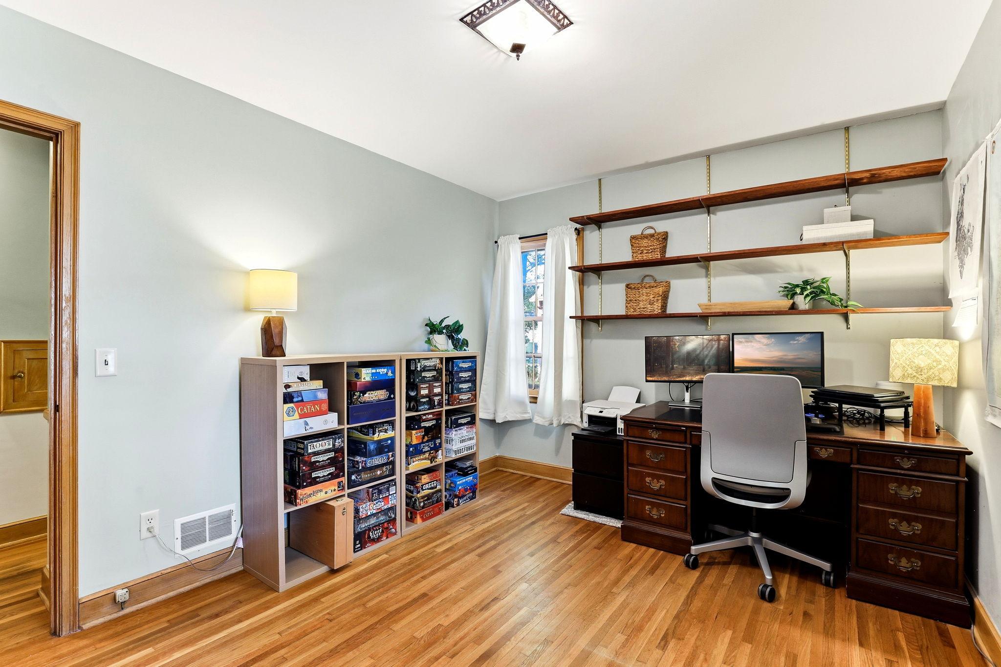 View of Residential at 3316 Chowen Avenue, Robbinsdale MN 55422, Robbinsdale (17 of 46) - Mike Wilen | Minnesota Team Real Estate