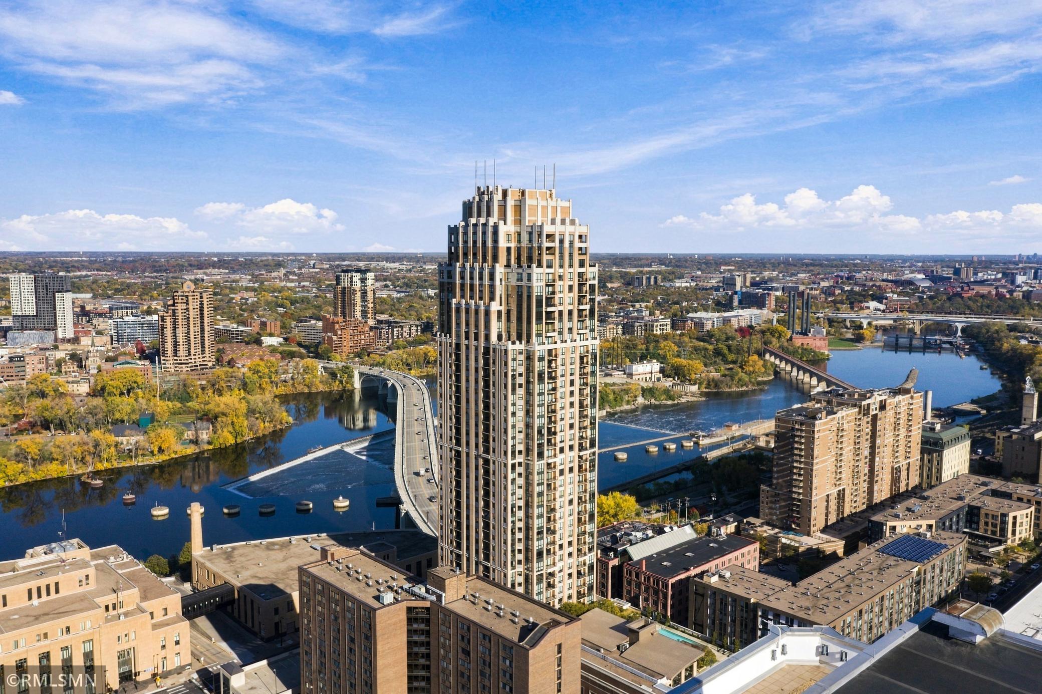 View of (CC) High Rise (4+ Levels) at 100 3rd Avenue, Minneapolis - Mike Wilen | Minnesota Team Real Estate