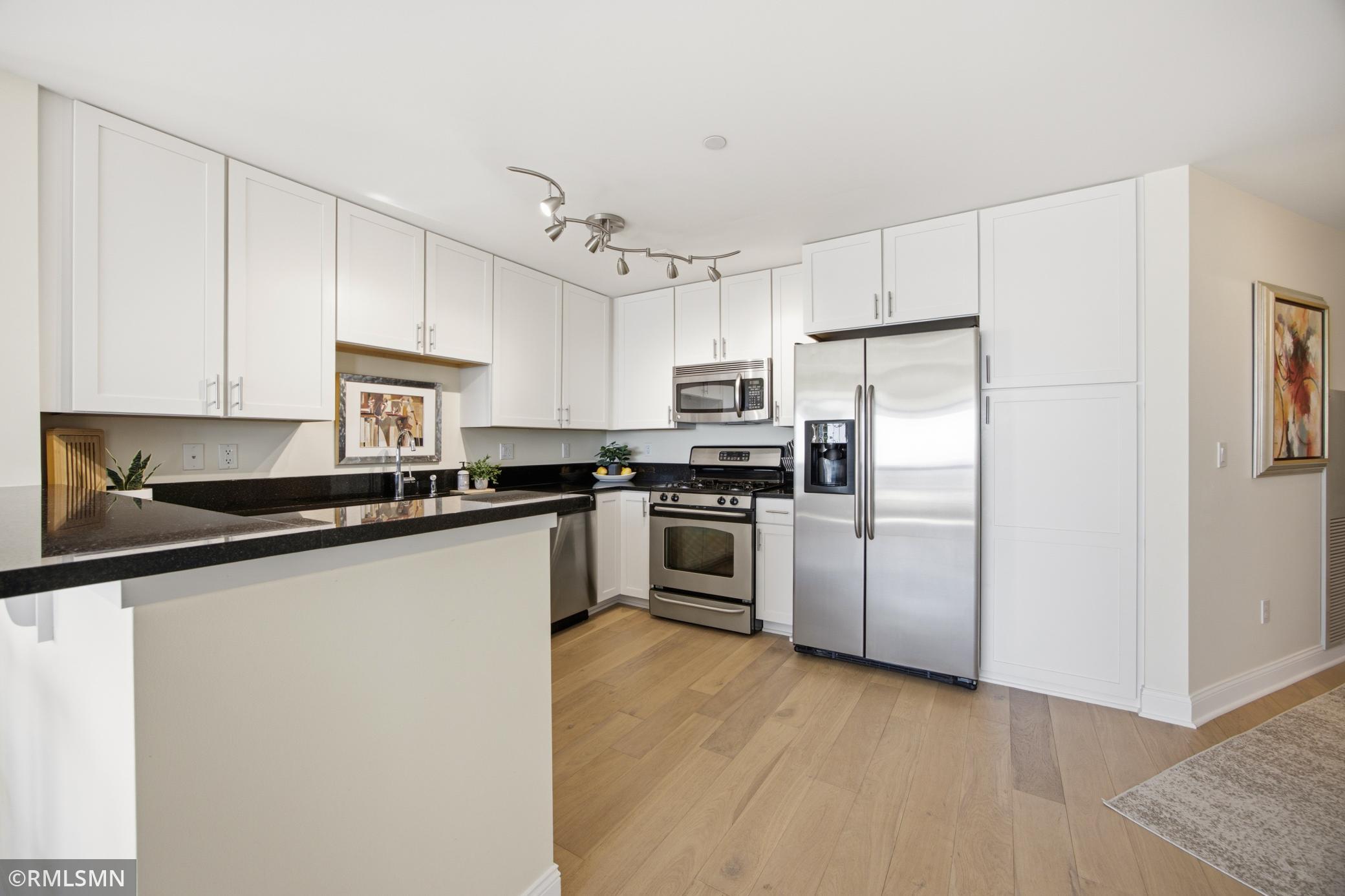 View of Residential at 100 3rd Avenue #3008, Minneapolis MN 55401, Minneapolis (11 of 45) - Mike Wilen | Minnesota Team Real Estate