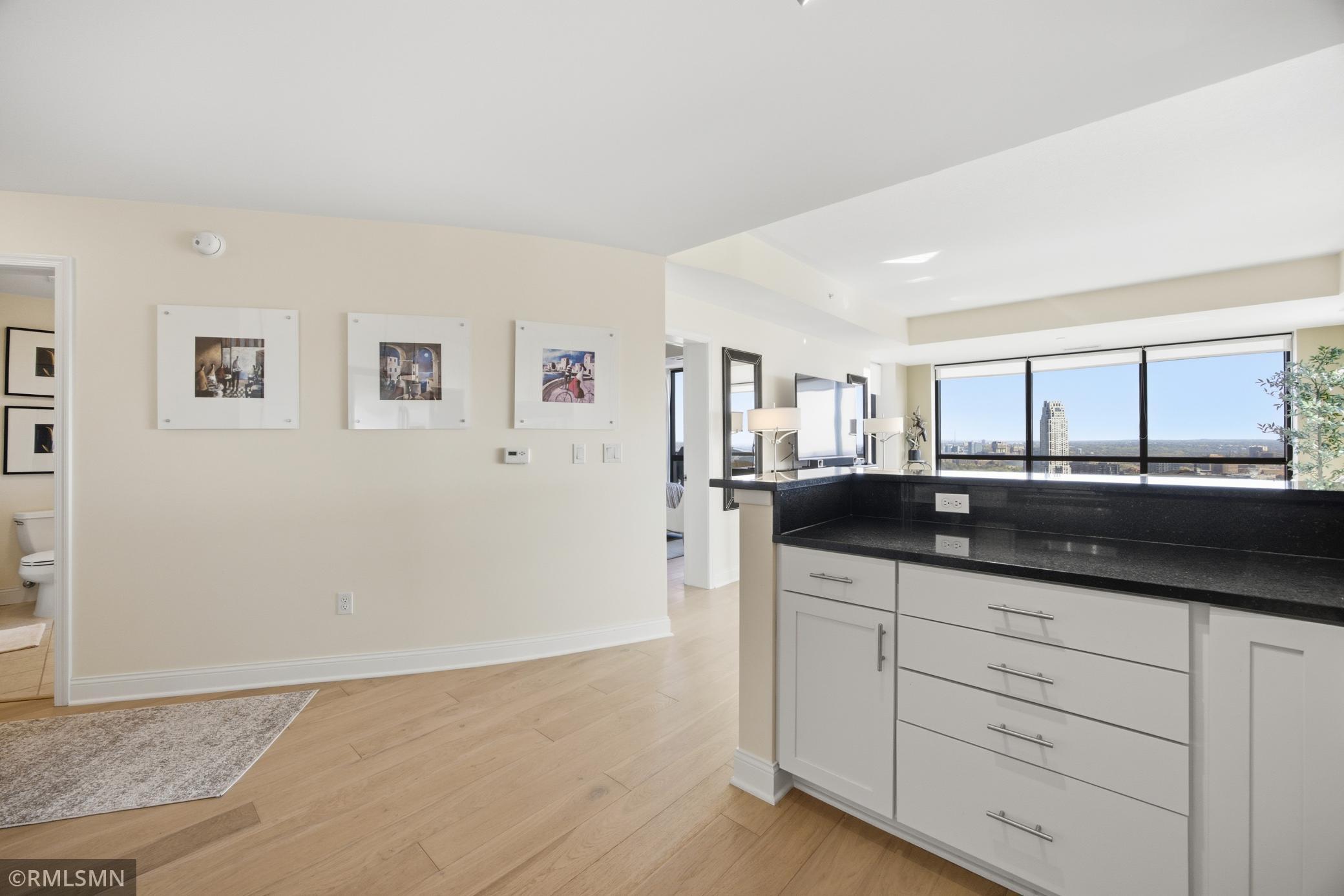 View of Residential at 100 3rd Avenue #3008, Minneapolis MN 55401, Minneapolis (14 of 45) - Mike Wilen | Minnesota Team Real Estate