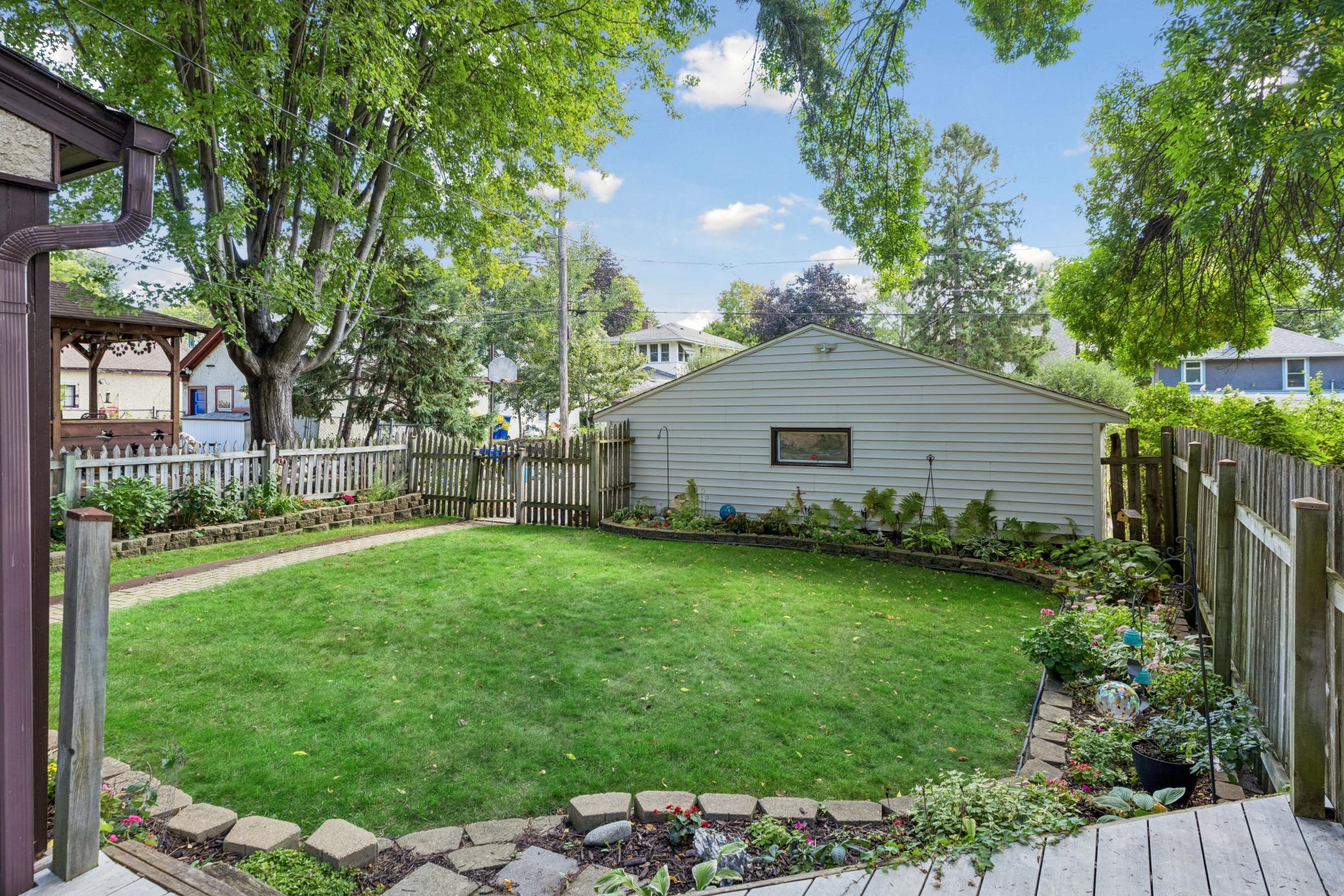 View of Residential at 2050 Palace Avenue, Saint Paul MN 55105, Saint Paul (14 of 16) - Mike Wilen | Minnesota Team Real Estate
