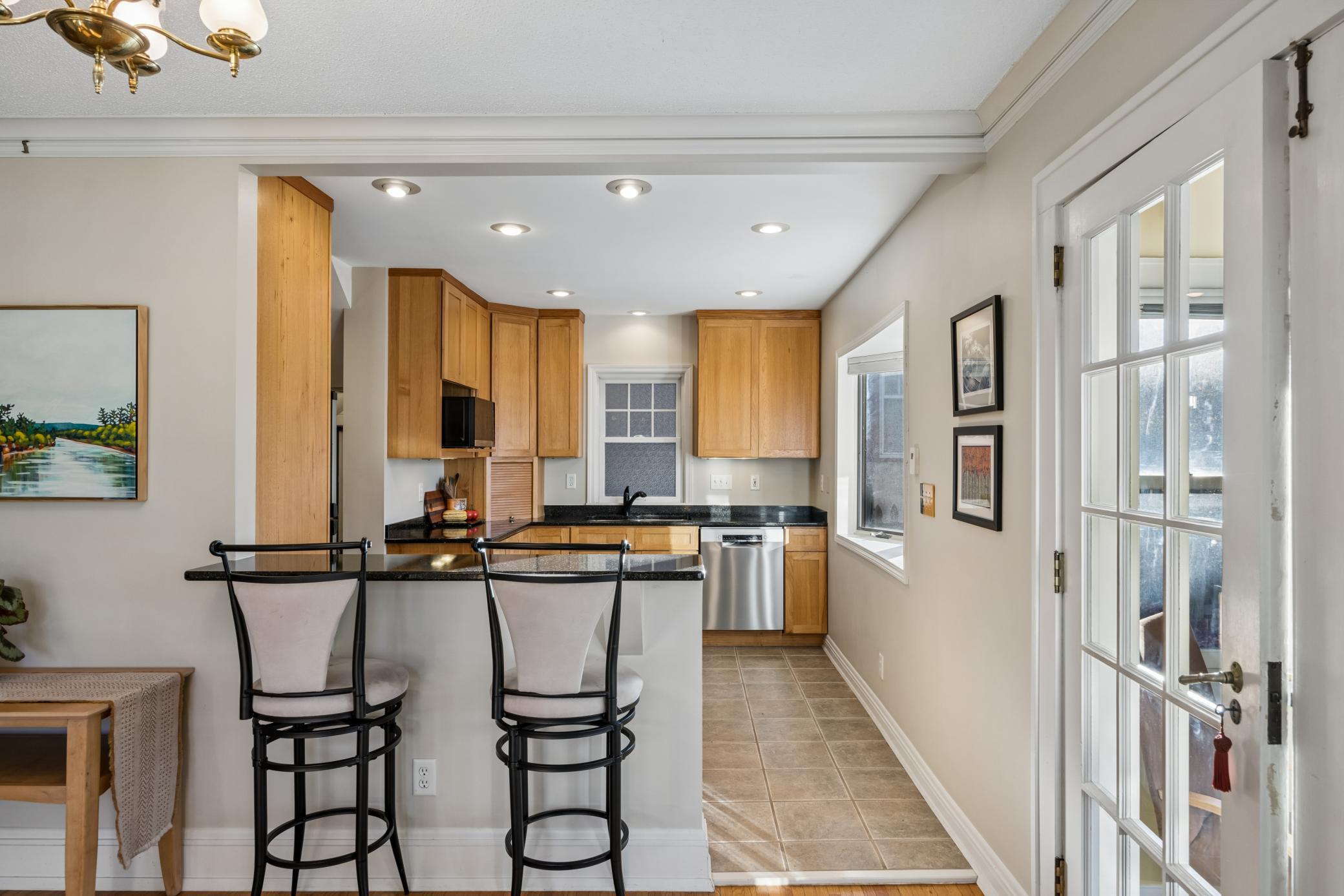 View of Residential at 2050 Palace Avenue, Saint Paul MN 55105, Saint Paul (28 of 48) - Mike Wilen | Minnesota Team Real Estate