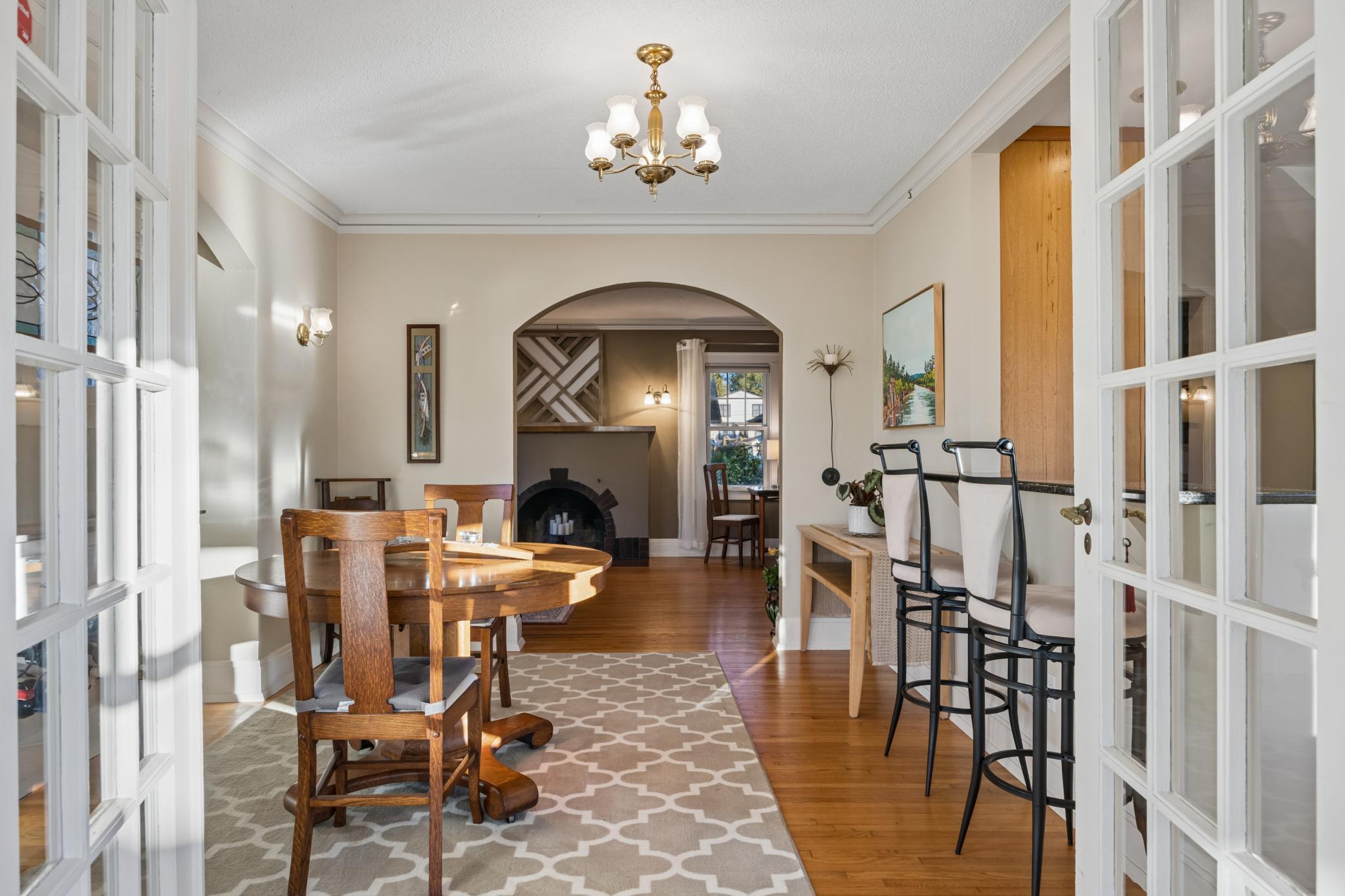 View of Residential at 2050 Palace Avenue, Saint Paul MN 55105, Saint Paul (36 of 48) - Mike Wilen | Minnesota Team Real Estate
