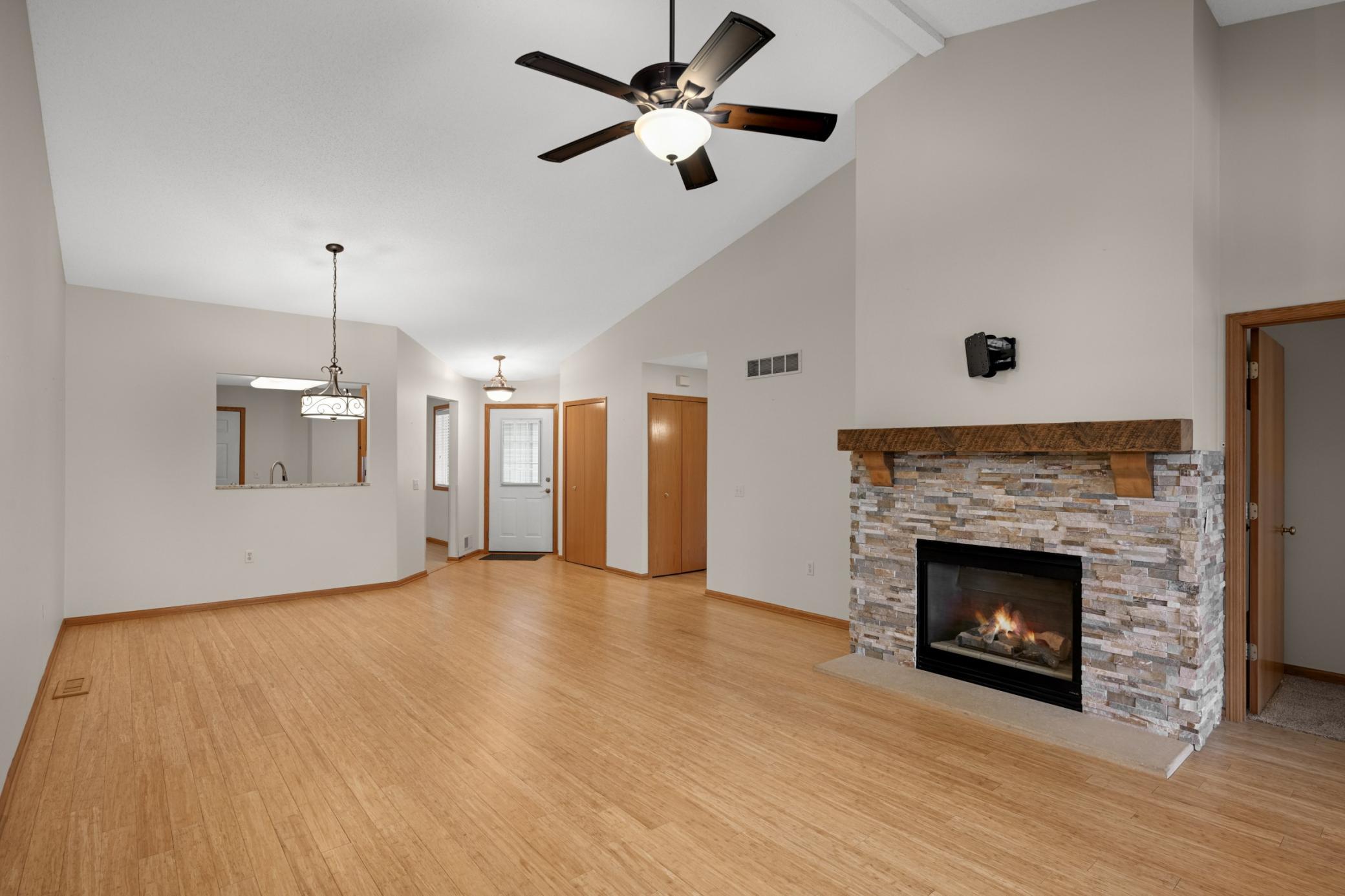 View of Residential at 18716 Kalmar Court, Lakeville MN 55044, Lakeville (11 of 41) - Mike Wilen | Minnesota Team Real Estate