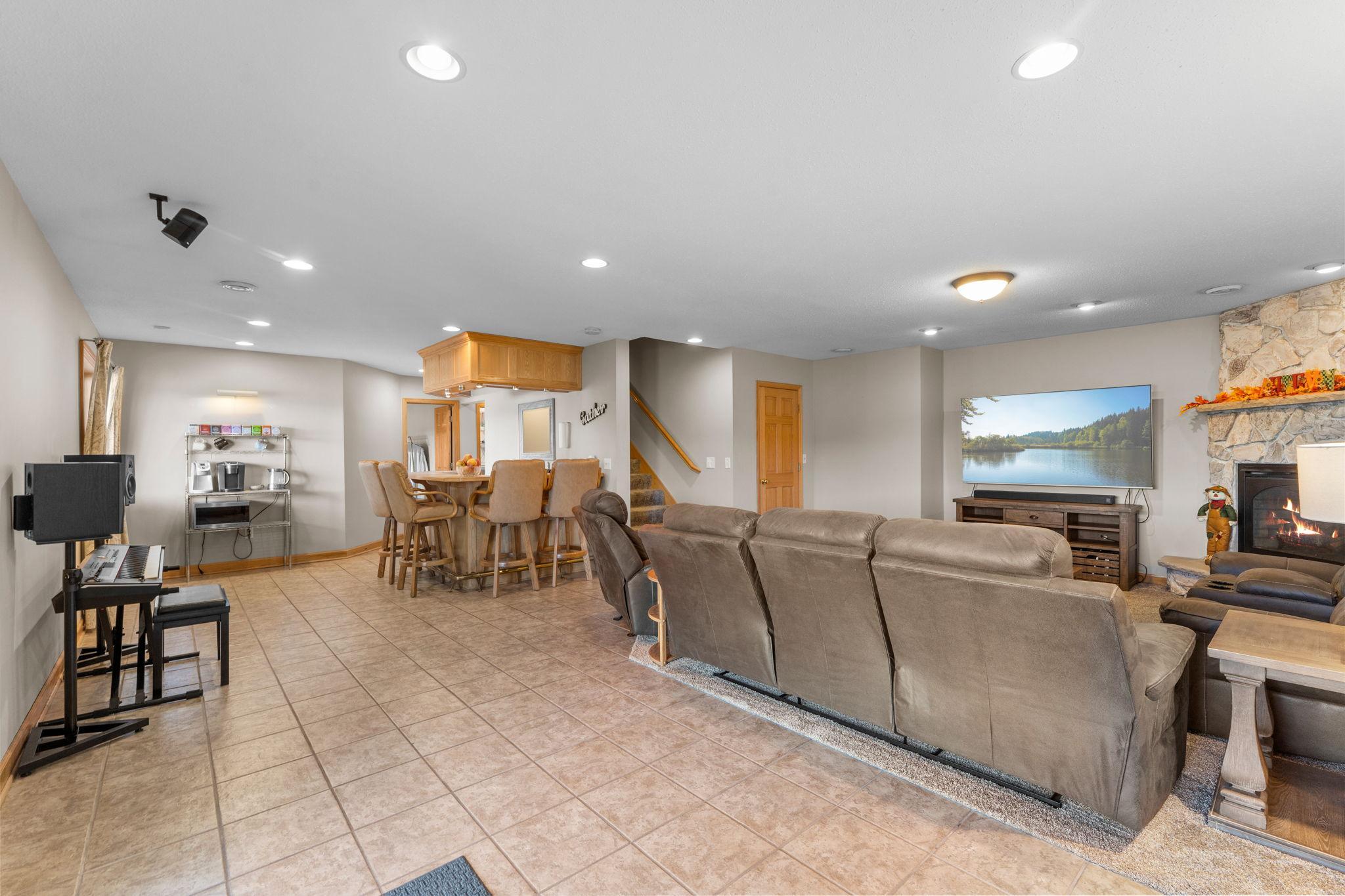 View of Residential at 11160 Lake Point Drive, Chisago City MN 55013, Chisago City (53 of 62) - Mike Wilen | Minnesota Team Real Estate