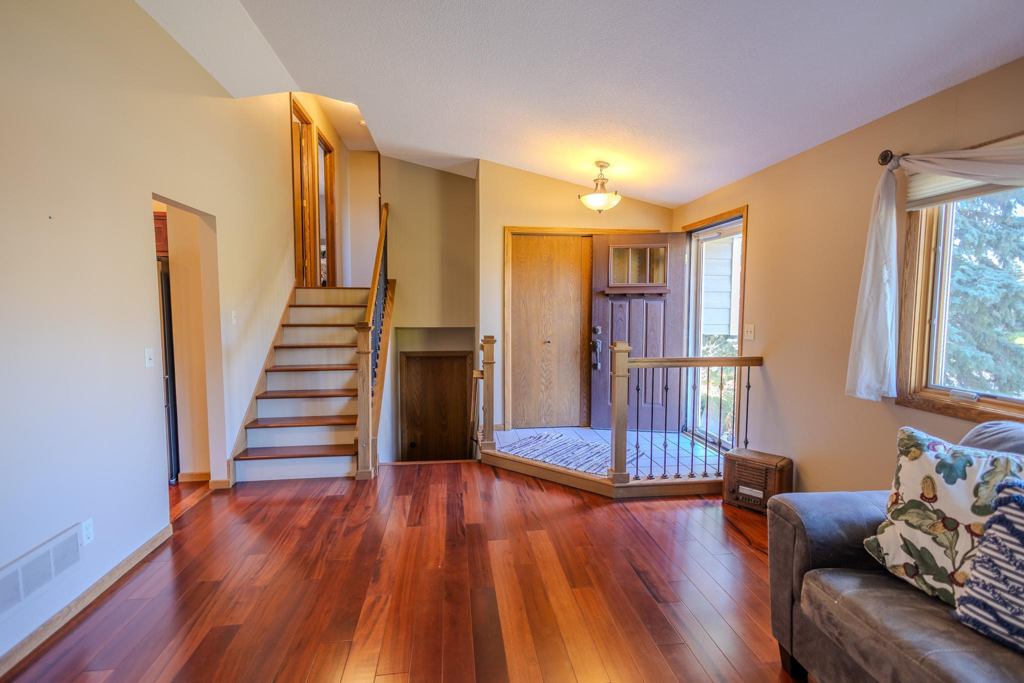 View of Residential at 9142 Lanewood Lane, Maple Grove MN 55369, Maple Grove (10 of 37) - Mike Wilen | Minnesota Team Real Estate
