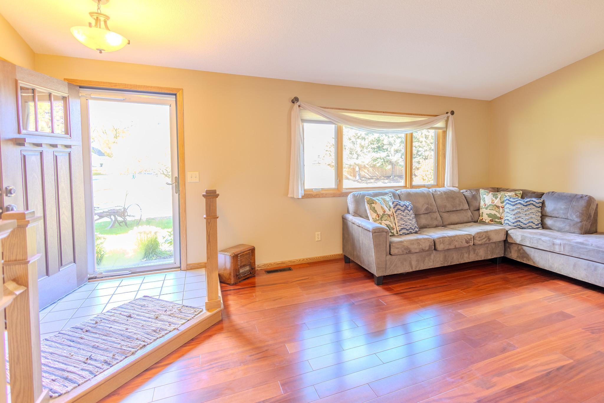 View of Residential at 9142 Lanewood Lane, Maple Grove MN 55369, Maple Grove (8 of 37) - Mike Wilen | Minnesota Team Real Estate