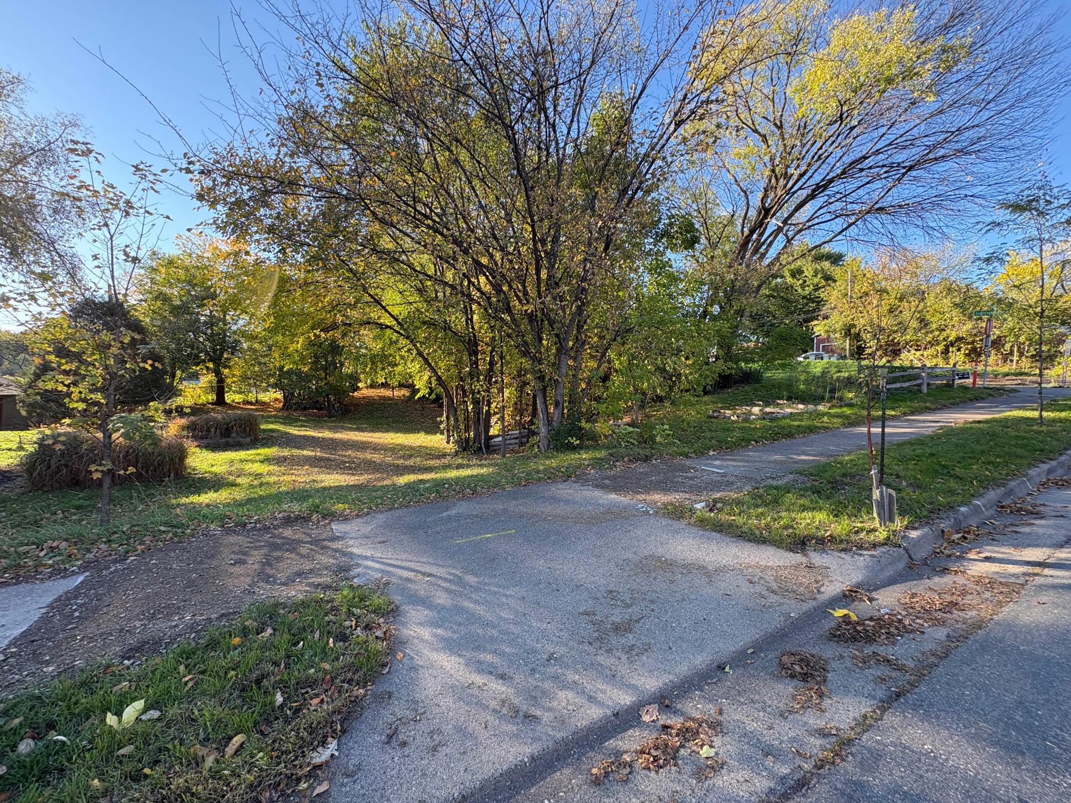 View of Land at 289 Queen Avenue, Minneapolis MN 55405, Minneapolis (16 of 33) - Mike Wilen | Minnesota Team Real Estate