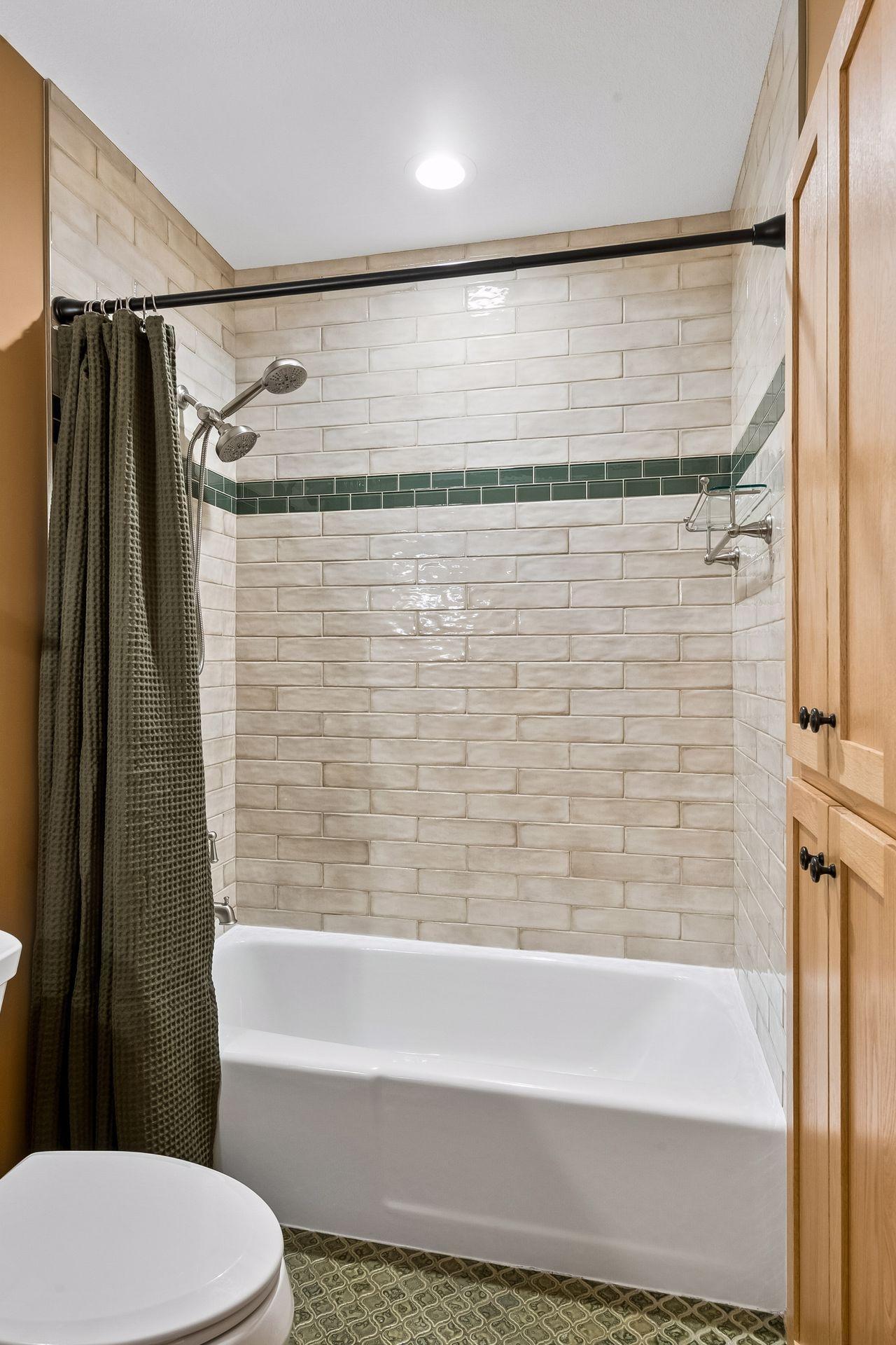View of Residential at 2809 Minnehaha Parkway #103, Minneapolis MN 55417, Minneapolis (19 of 34) - Mike Wilen | Minnesota Team Real Estate