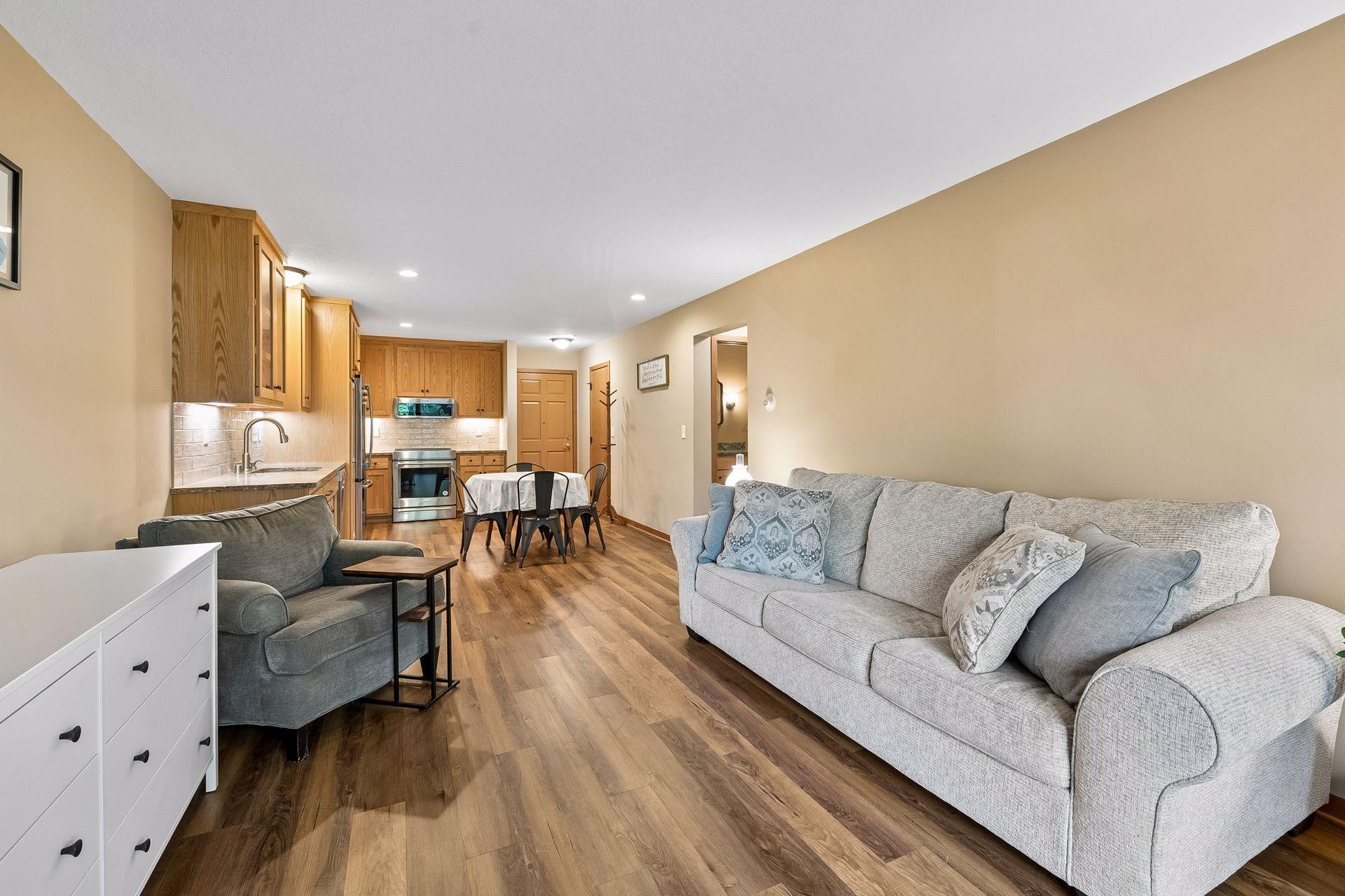 View of Residential at 2809 Minnehaha Parkway #103, Minneapolis MN 55417, Minneapolis (13 of 34) - Mike Wilen | Minnesota Team Real Estate
