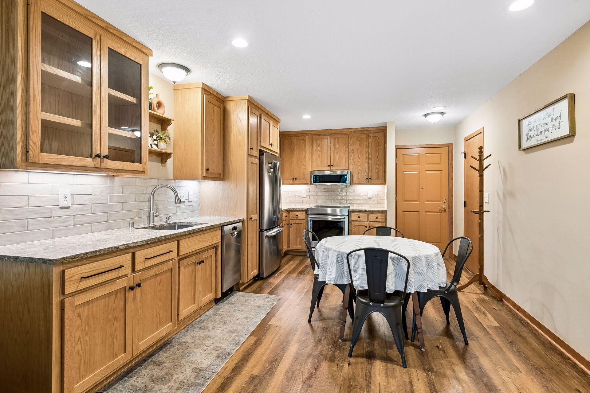 View of Residential at 2809 Minnehaha Parkway #103, Minneapolis MN 55417, Minneapolis (7 of 34) - Mike Wilen | Minnesota Team Real Estate