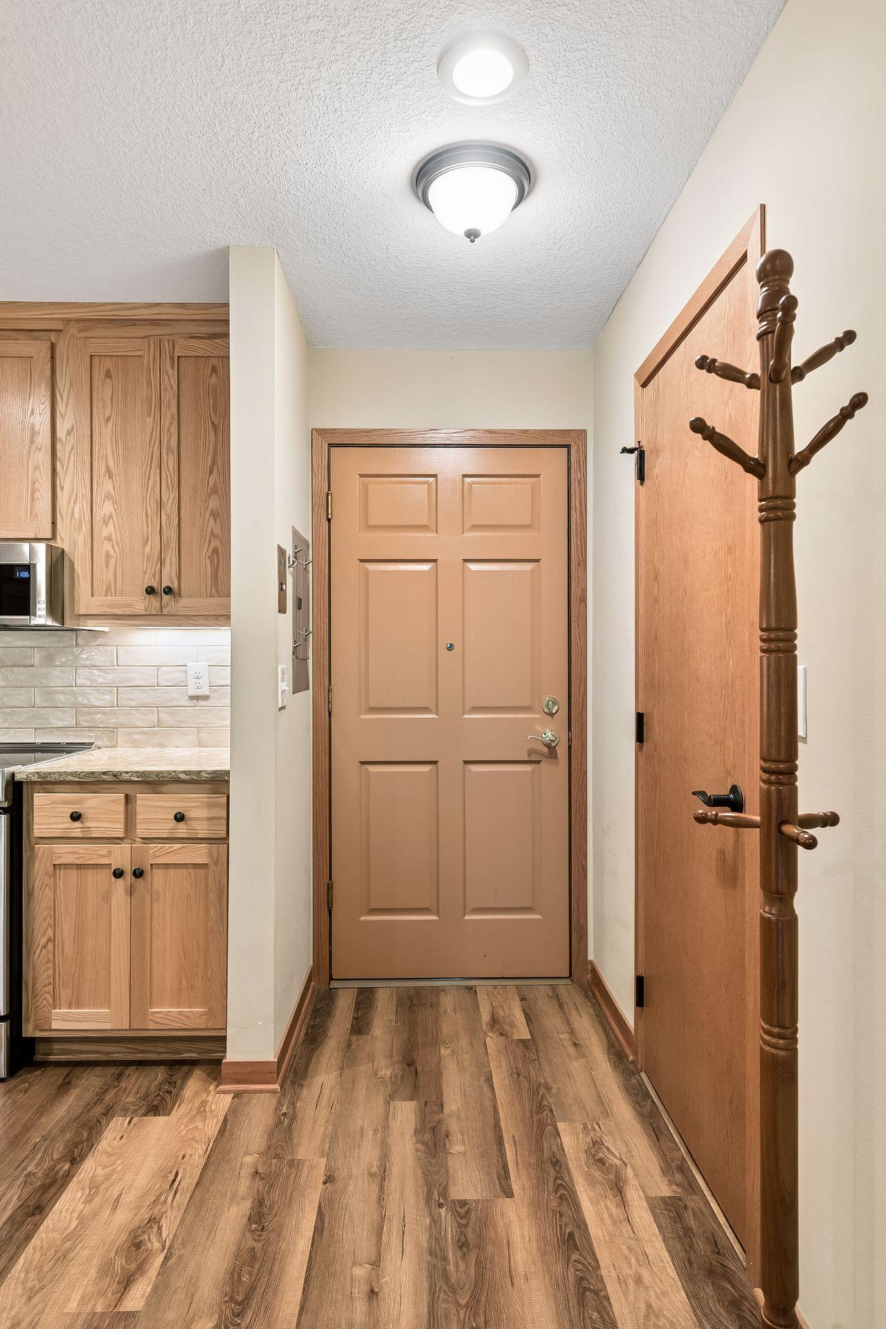 View of Residential at 2809 Minnehaha Parkway #103, Minneapolis MN 55417, Minneapolis (5 of 34) - Mike Wilen | Minnesota Team Real Estate
