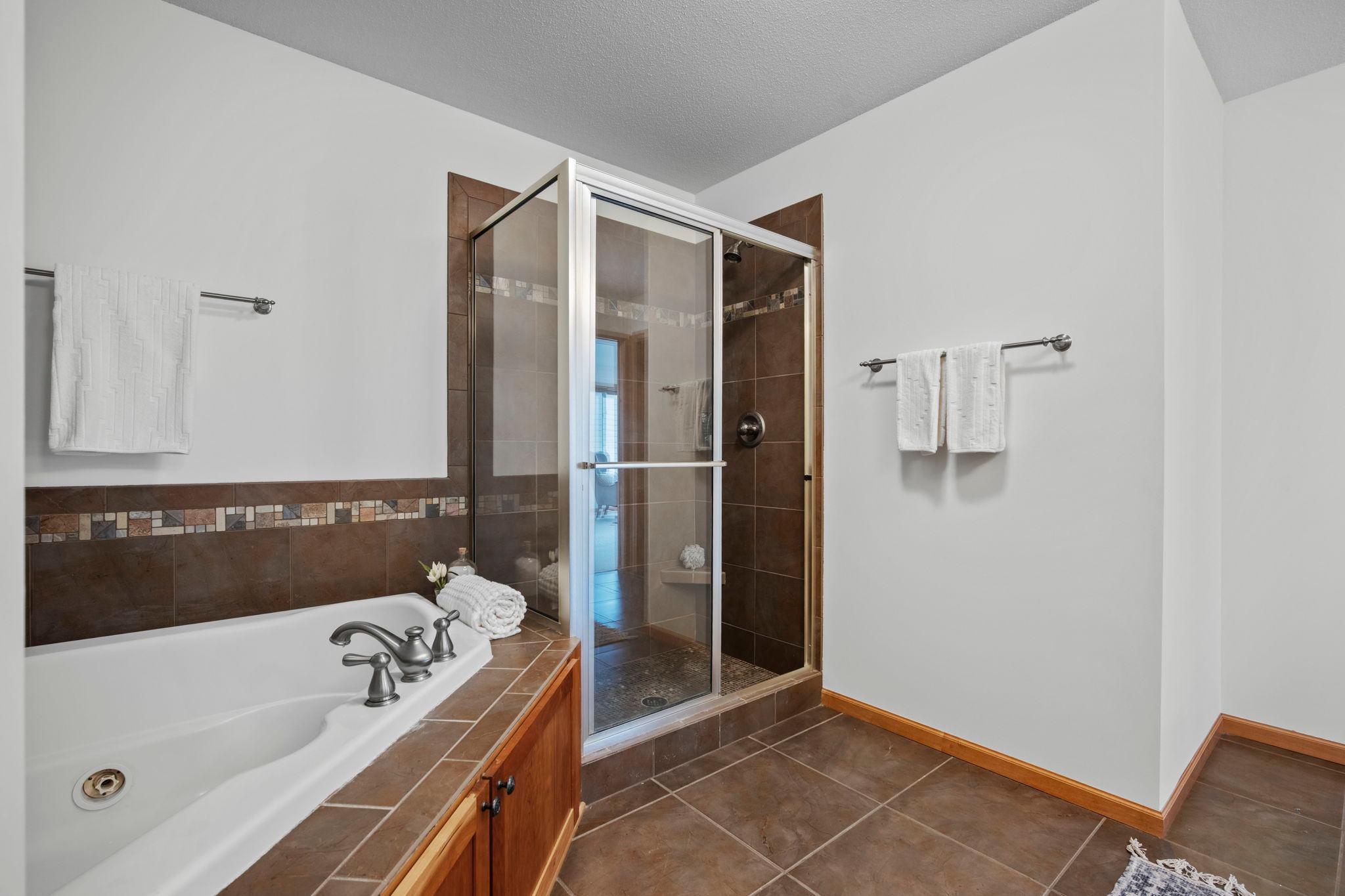 View of Residential at 2526 Waterfall Way, Prior Lake MN 55372, Prior Lake (19 of 39) - Mike Wilen | Minnesota Team Real Estate
