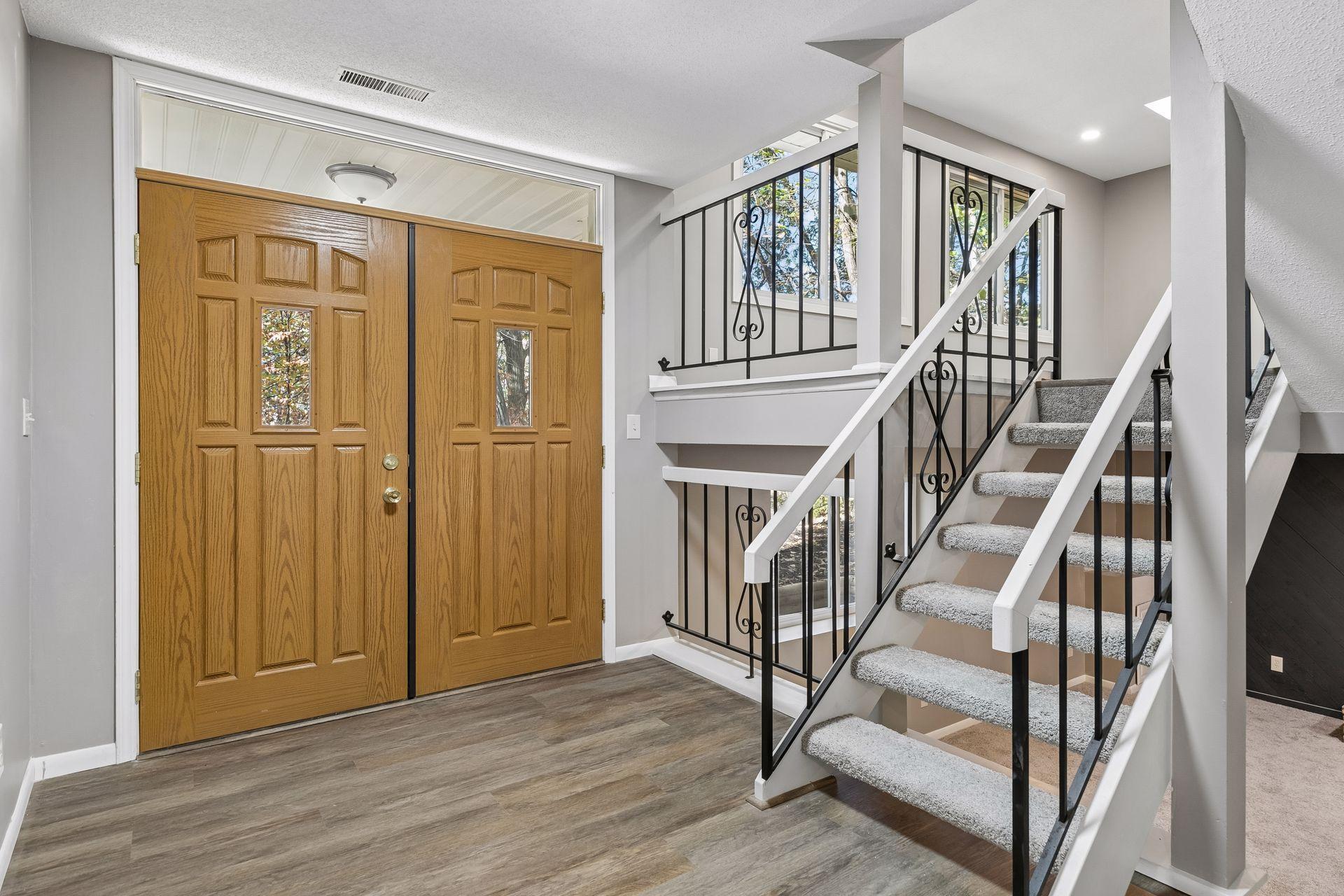 View of Residential at 830 Winthrop Street, Saint Paul MN 55119, Saint Paul (4 of 28) - Mike Wilen | Minnesota Team Real Estate