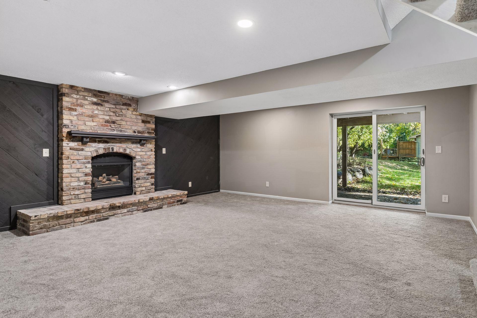 View of Residential at 830 Winthrop Street, Saint Paul MN 55119, Saint Paul (21 of 28) - Mike Wilen | Minnesota Team Real Estate