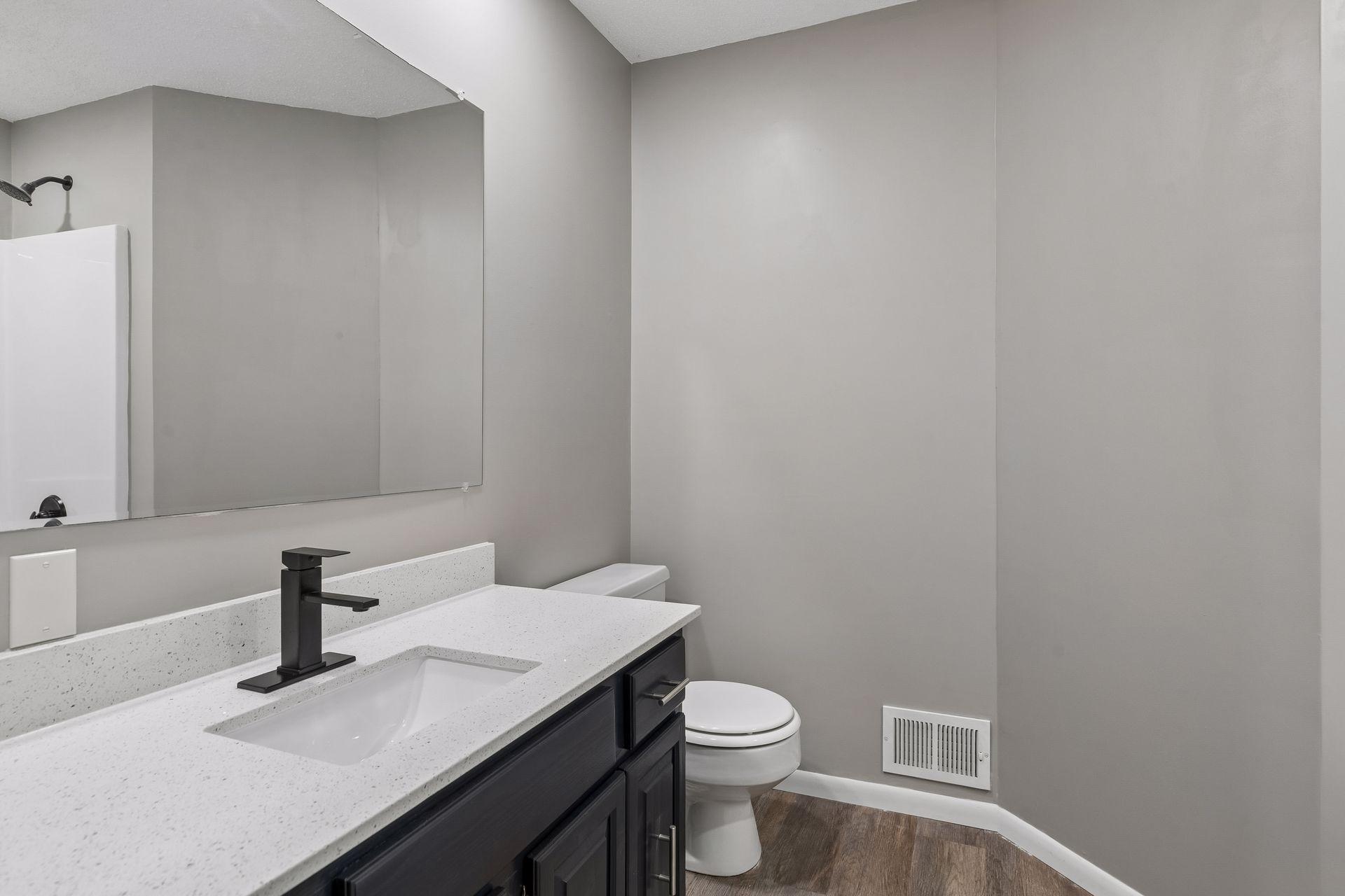 View of Residential at 830 Winthrop Street, Saint Paul MN 55119, Saint Paul (18 of 28) - Mike Wilen | Minnesota Team Real Estate