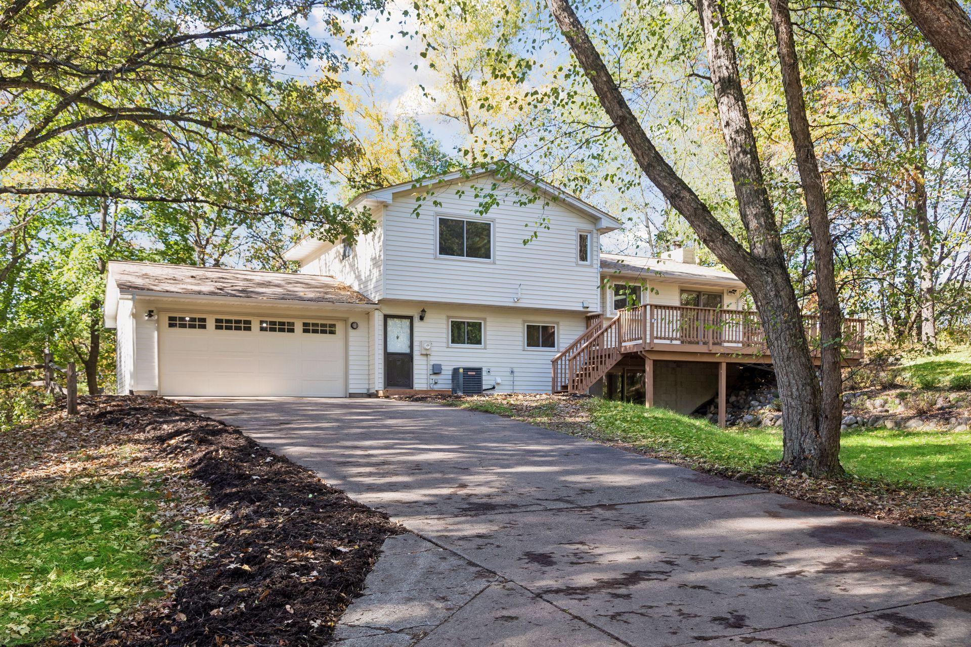 View of Residential at 830 Winthrop Street, Saint Paul MN 55119, Saint Paul (27 of 28) - Mike Wilen | Minnesota Team Real Estate