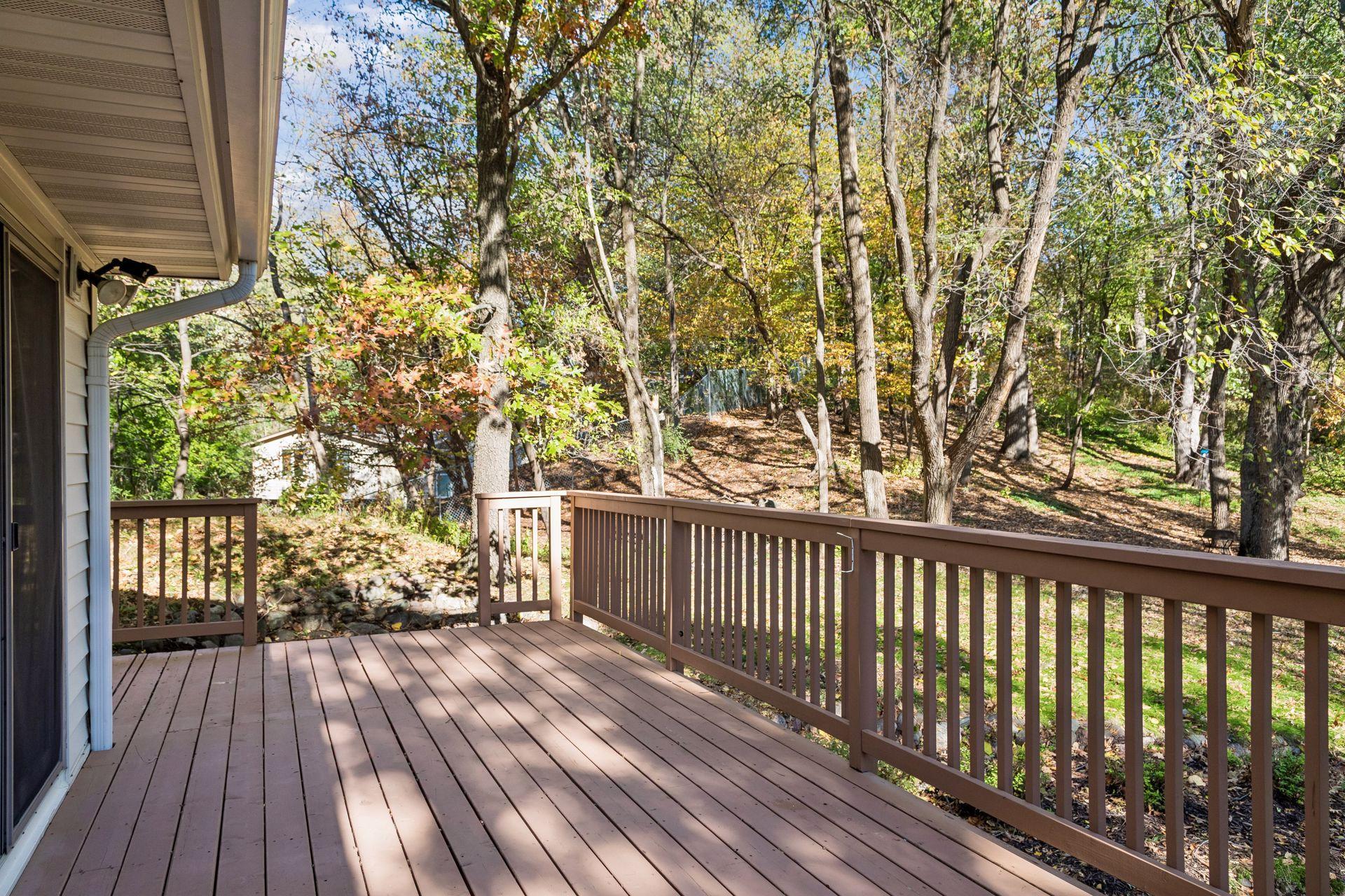 View of Residential at 830 Winthrop Street, Saint Paul MN 55119, Saint Paul (25 of 28) - Mike Wilen | Minnesota Team Real Estate