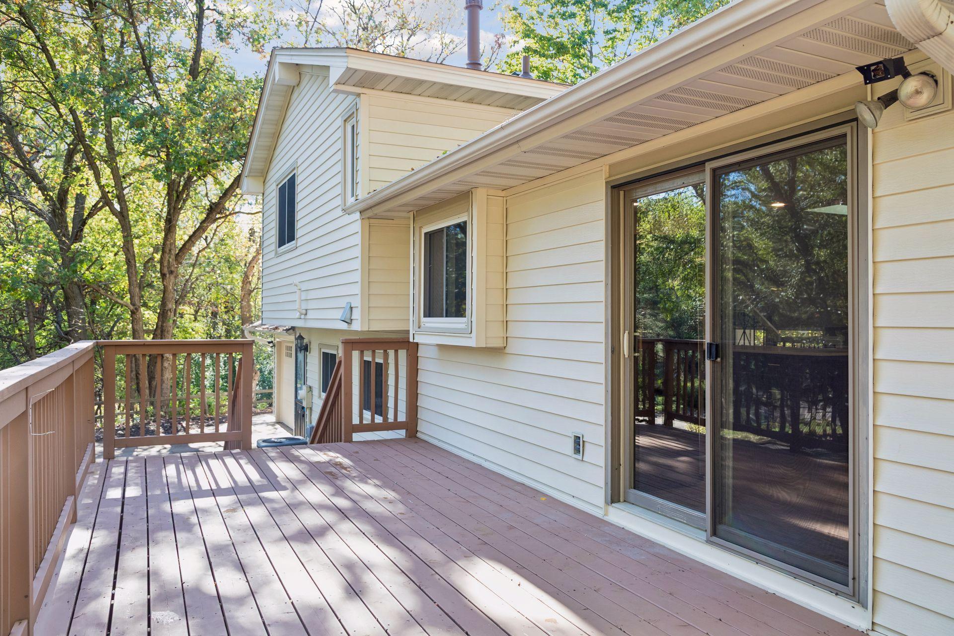View of Residential at 830 Winthrop Street, Saint Paul MN 55119, Saint Paul (24 of 28) - Mike Wilen | Minnesota Team Real Estate