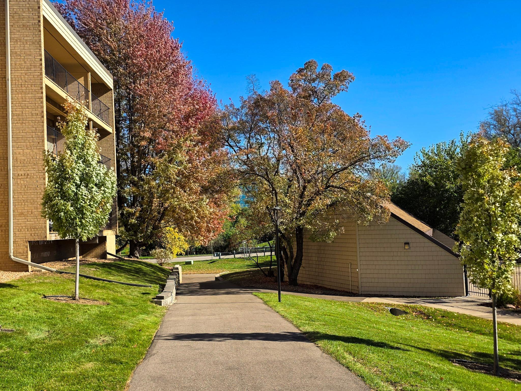 View of Residential at 5627 Green Circle Drive #121, Minnetonka MN 55343, Minnetonka (22 of 23) - Mike Wilen | Minnesota Team Real Estate