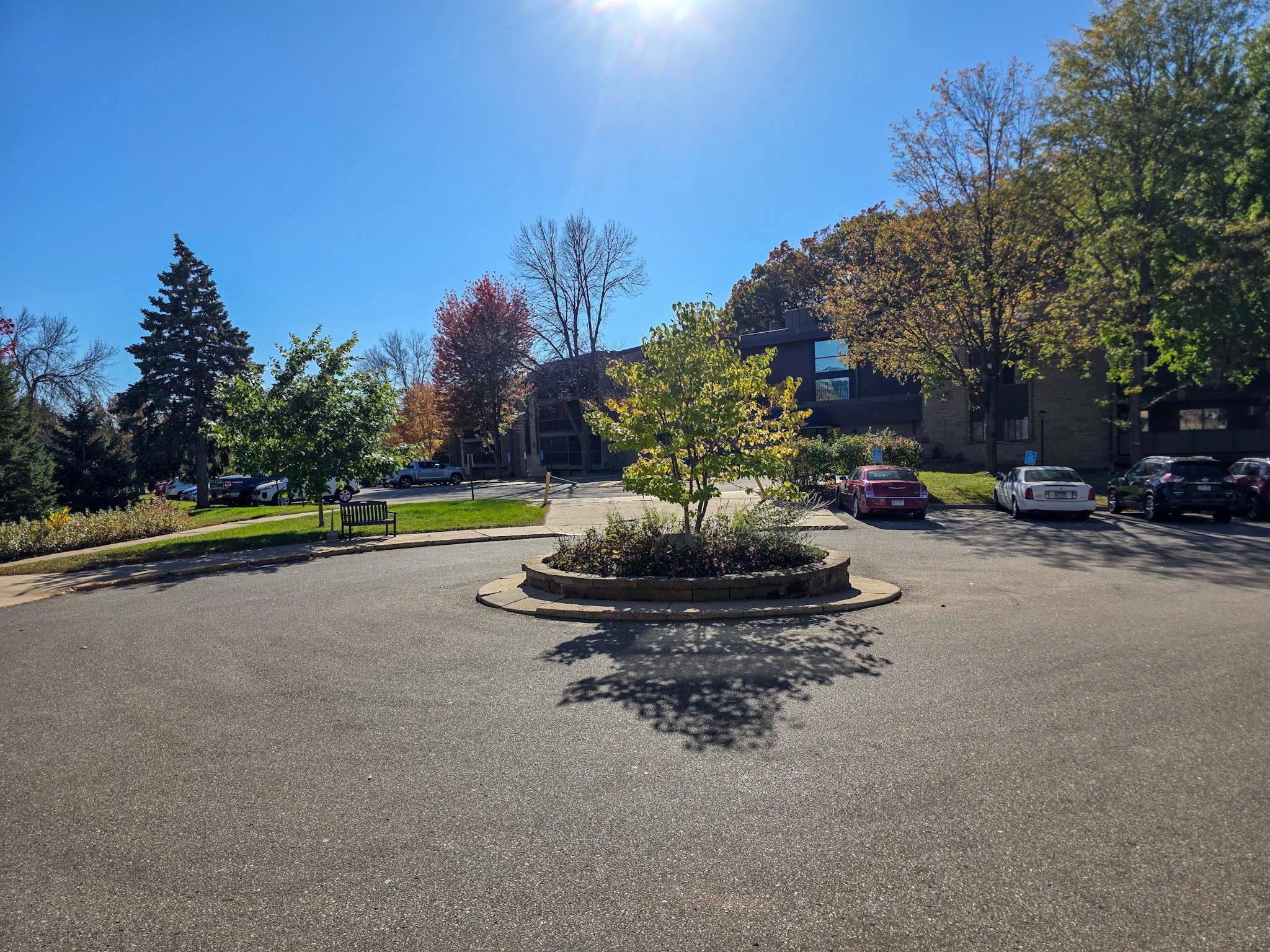 View of Residential at 5627 Green Circle Drive #121, Minnetonka MN 55343, Minnetonka (19 of 23) - Mike Wilen | Minnesota Team Real Estate