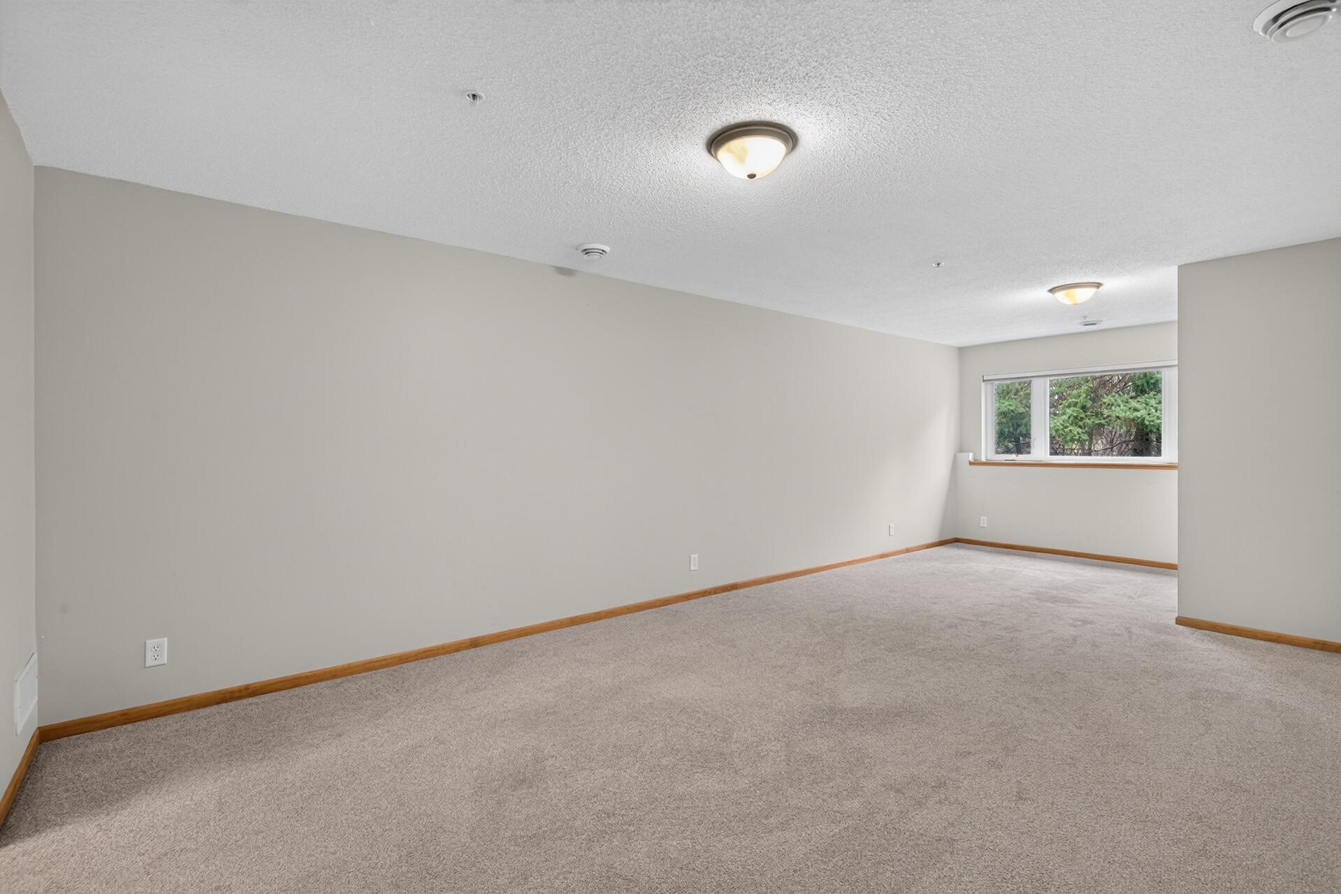 View of Residential at 4820 Underwood Lane #E, Plymouth MN 55442, Plymouth (23 of 30) - Mike Wilen | Minnesota Team Real Estate