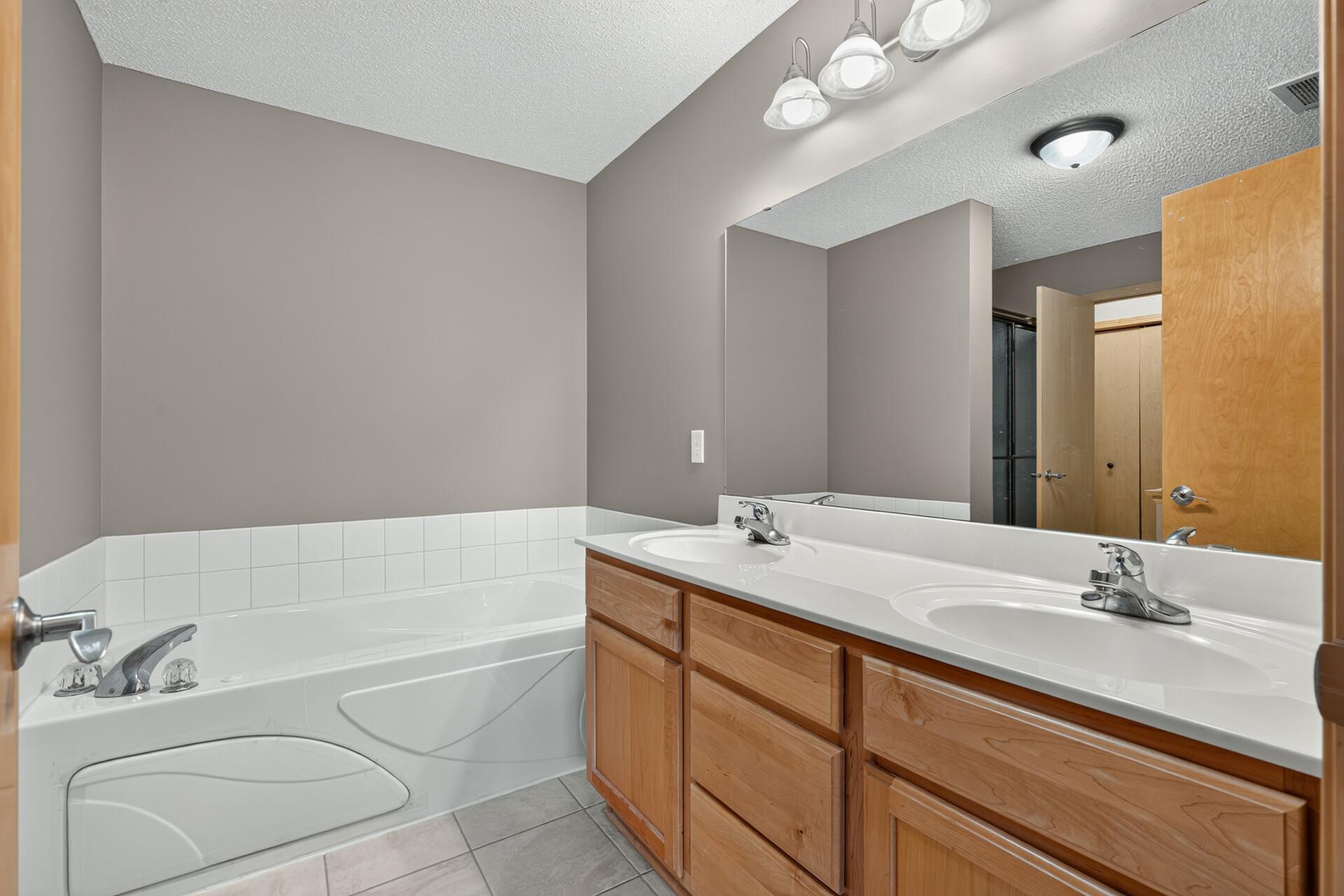 View of Residential at 4820 Underwood Lane #E, Plymouth MN 55442, Plymouth (9 of 30) - Mike Wilen | Minnesota Team Real Estate