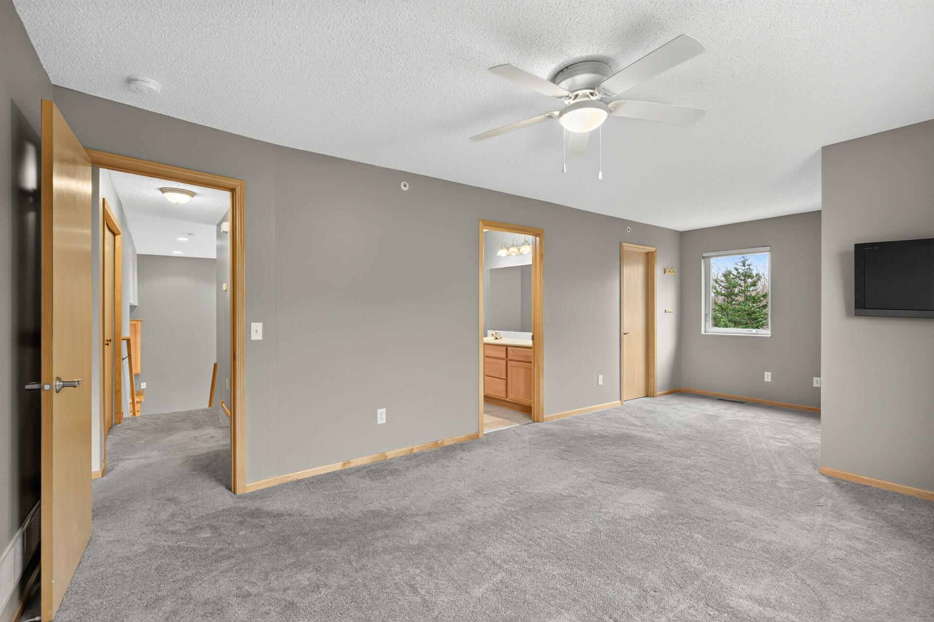 View of Residential at 4820 Underwood Lane #E, Plymouth MN 55442, Plymouth (19 of 30) - Mike Wilen | Minnesota Team Real Estate