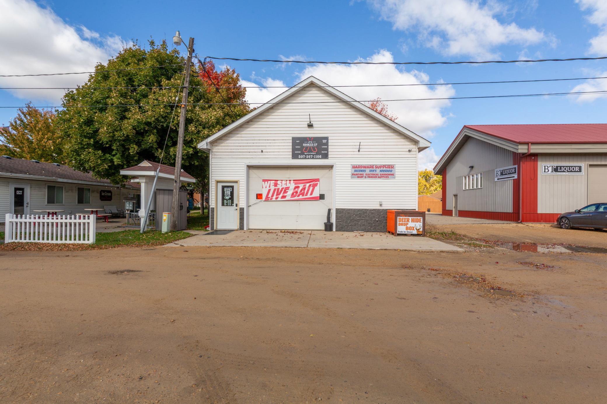 View of Commercial Sale at 107 Main Street, Elysian MN 56028, Elysian (21 of 24) - Mike Wilen | Minnesota Team Real Estate