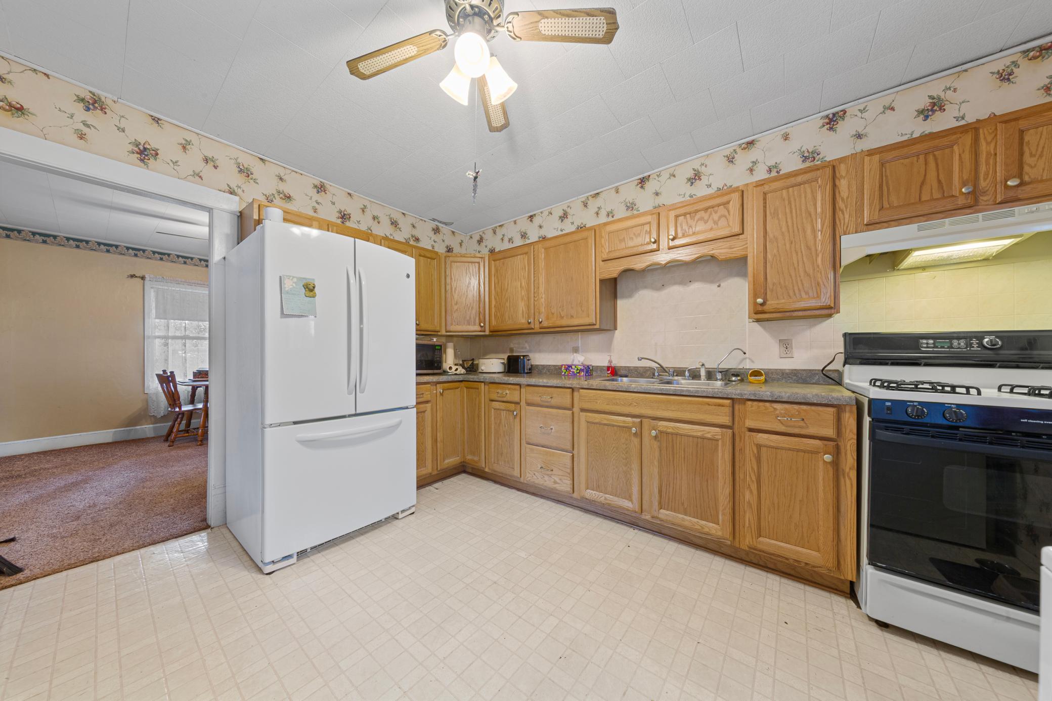 View of Residential at 200 Park Avenue, Elysian MN 56028, Elysian (11 of 34) - Mike Wilen | Minnesota Team Real Estate