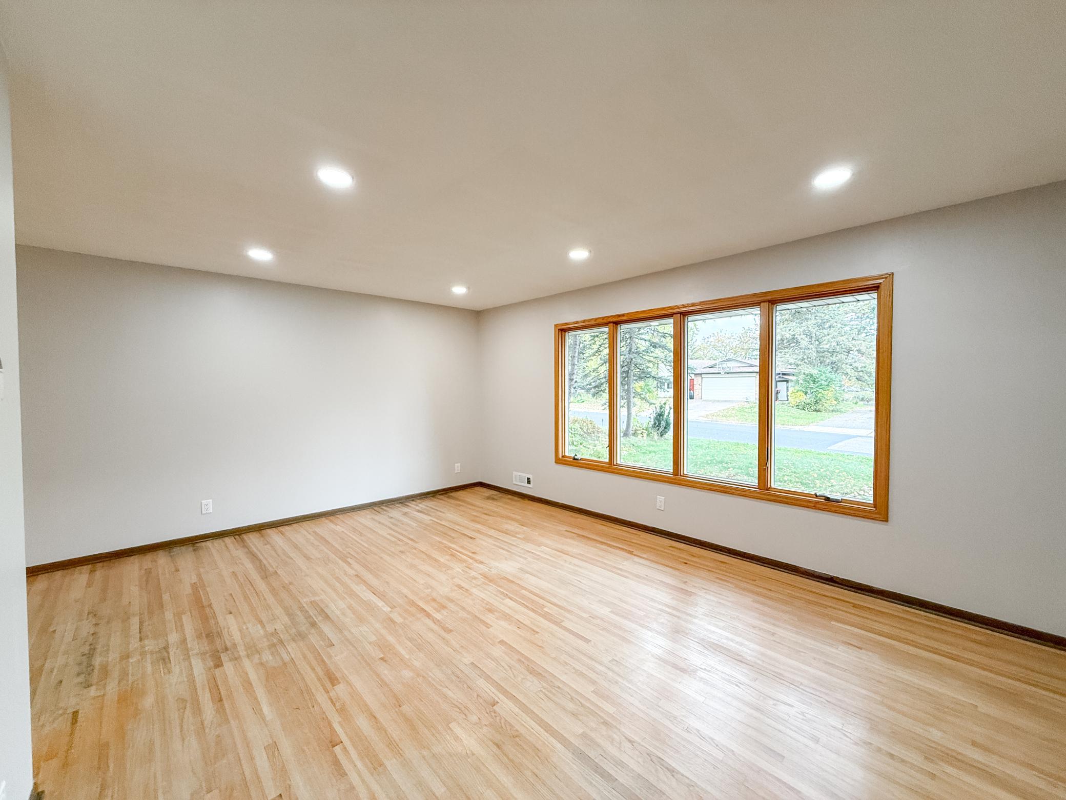 View of Residential at 1081 Cedarwood Drive, Woodbury MN 55125, Woodbury (26 of 38) - Mike Wilen | Minnesota Team Real Estate