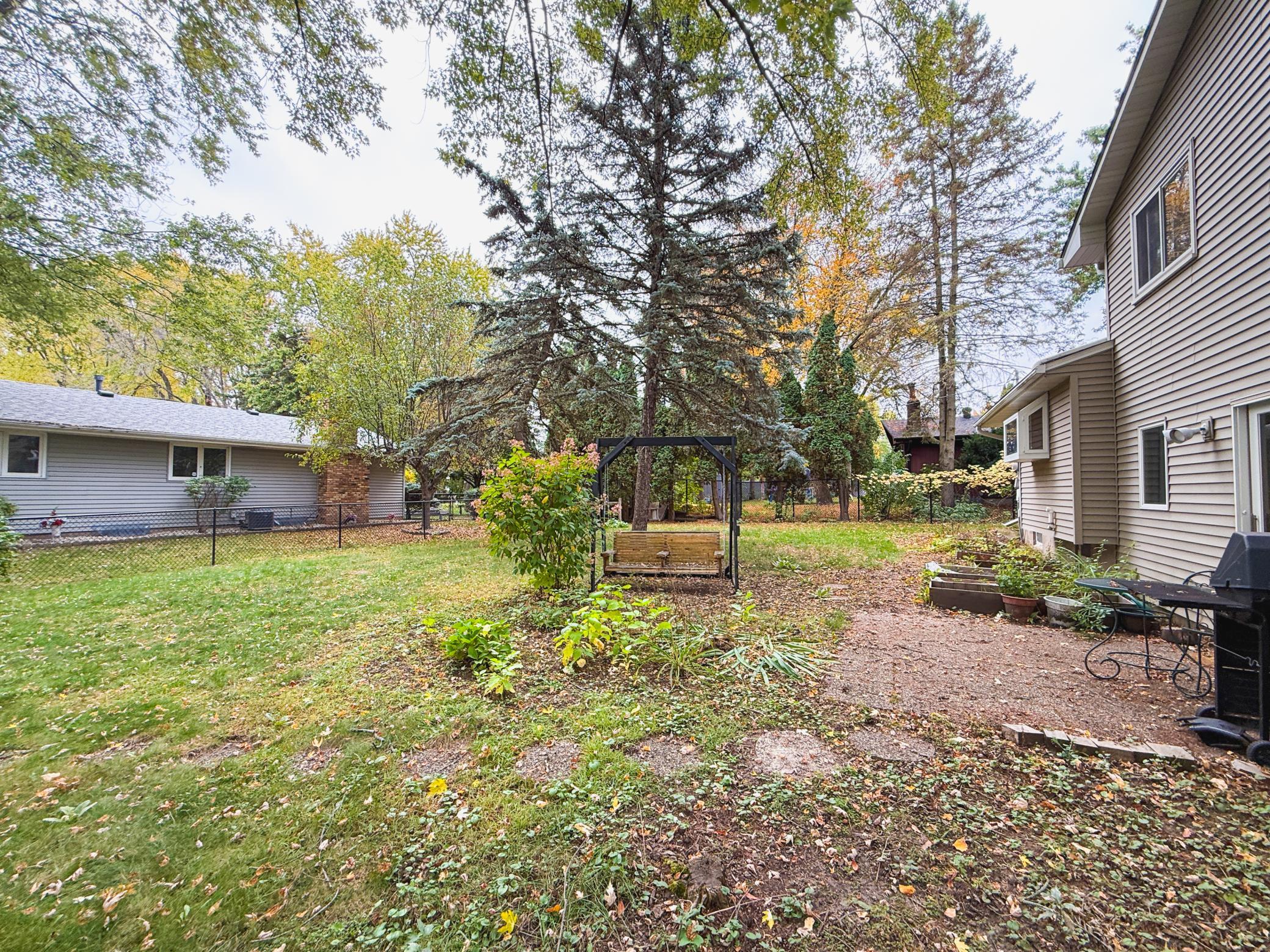 View of Residential at 1081 Cedarwood Drive, Woodbury MN 55125, Woodbury (8 of 38) - Mike Wilen | Minnesota Team Real Estate