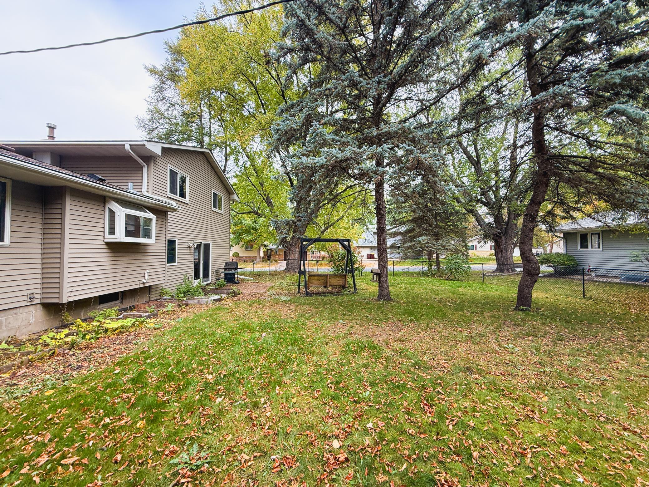 View of Residential at 1081 Cedarwood Drive, Woodbury MN 55125, Woodbury (4 of 38) - Mike Wilen | Minnesota Team Real Estate