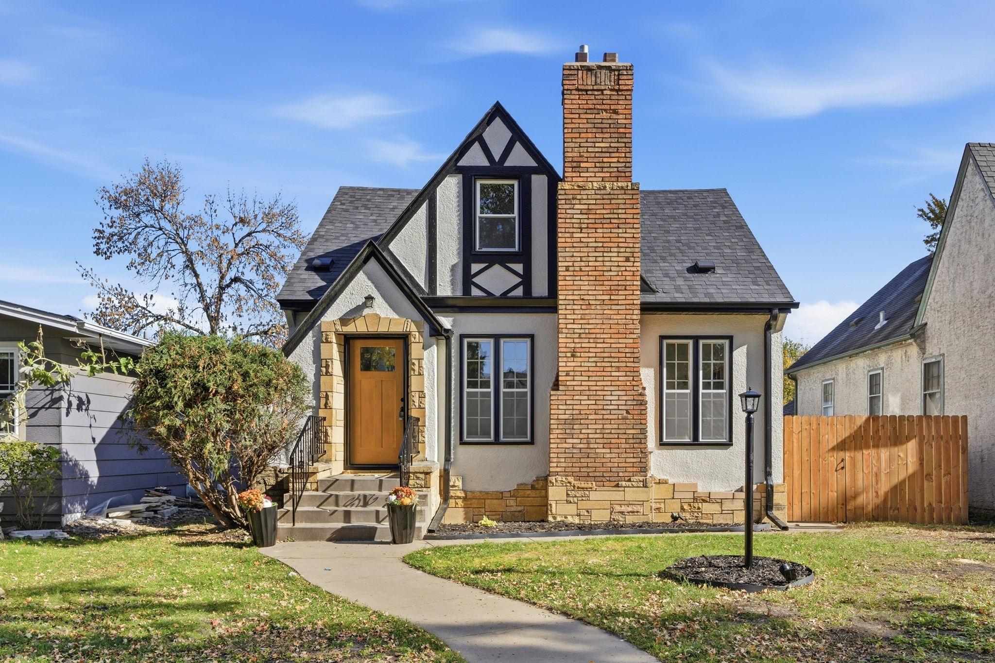 View of Single Family at 4537 Columbus Avenue, Minneapolis - Mike Wilen | Minnesota Team Real Estate