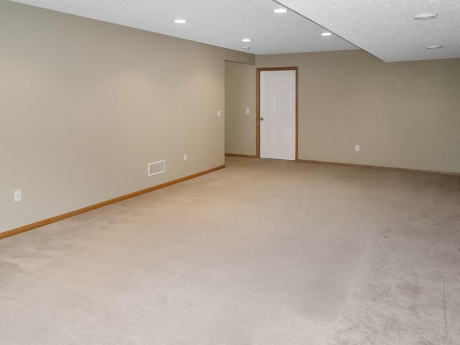 View of Residential at 20657 Eastview Avenue, Farmington MN 55024, Farmington (36 of 49) - Mike Wilen | Minnesota Team Real Estate