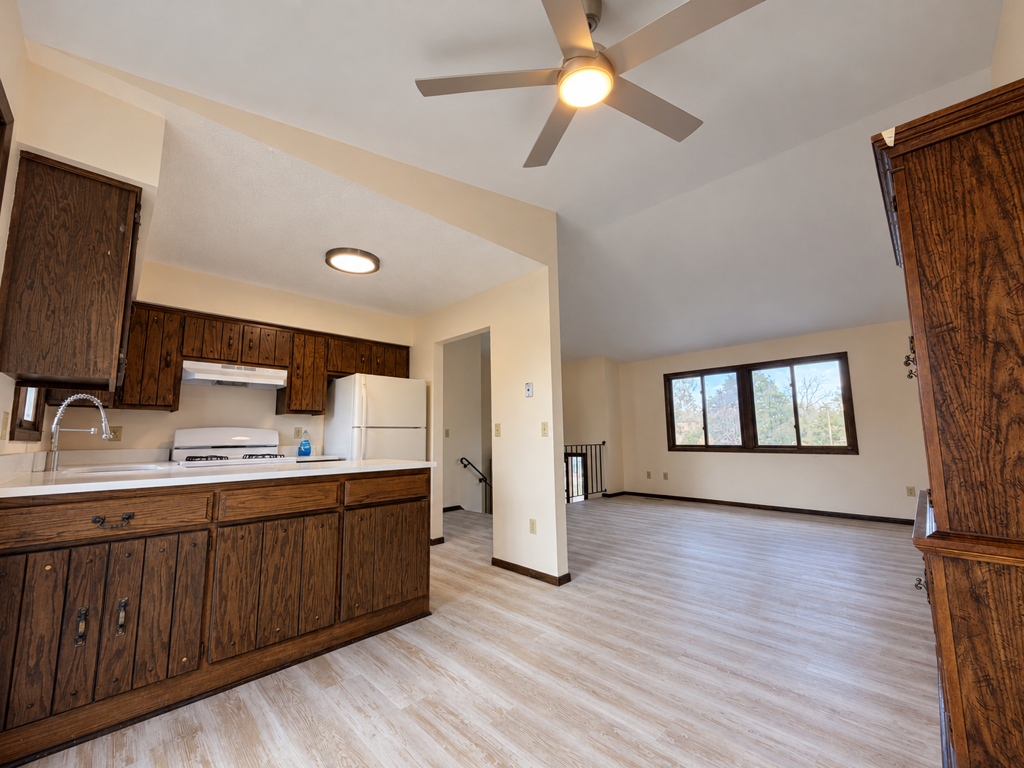 View of Residential at 8223 Brunswick Circle, Brooklyn Park MN 55443, Brooklyn Park (7 of 29) - Mike Wilen | Minnesota Team Real Estate