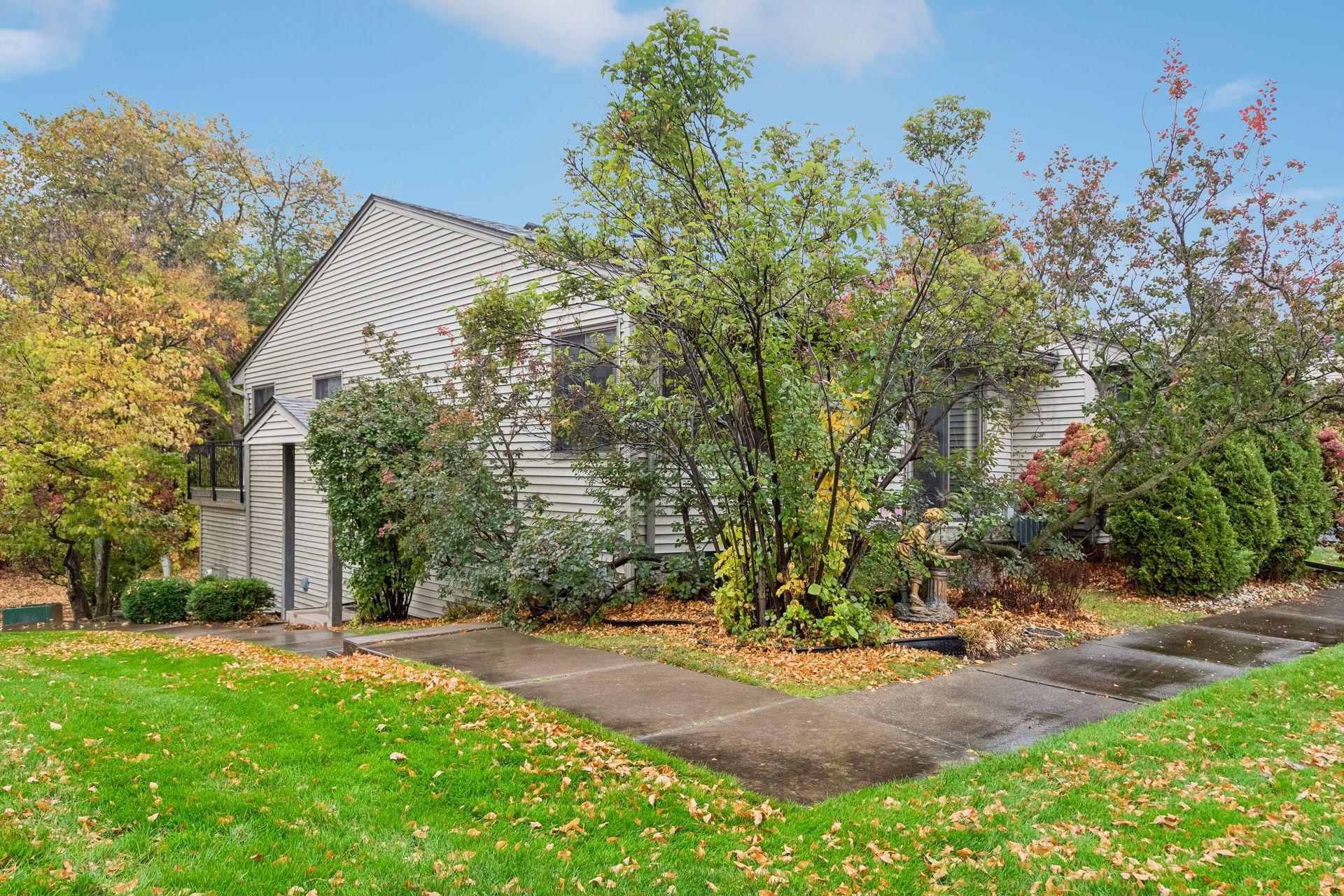 View of (TH) Side x Side at 4435 Arden View Court, Arden Hills - Mike Wilen | Minnesota Team Real Estate