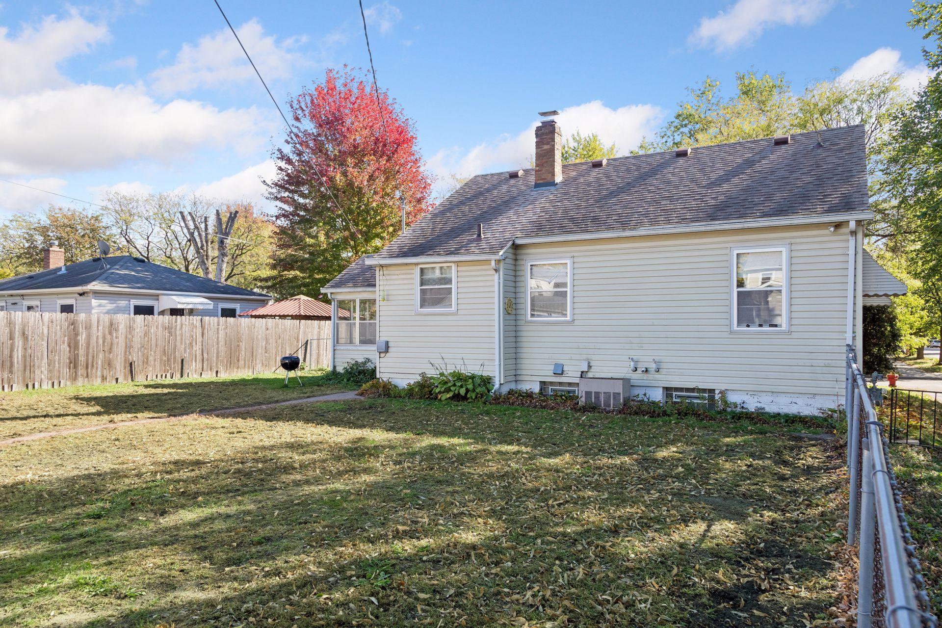 View of Residential at 977 Scheffer Avenue, Saint Paul MN 55102, Saint Paul (26 of 30) - Mike Wilen | Minnesota Team Real Estate