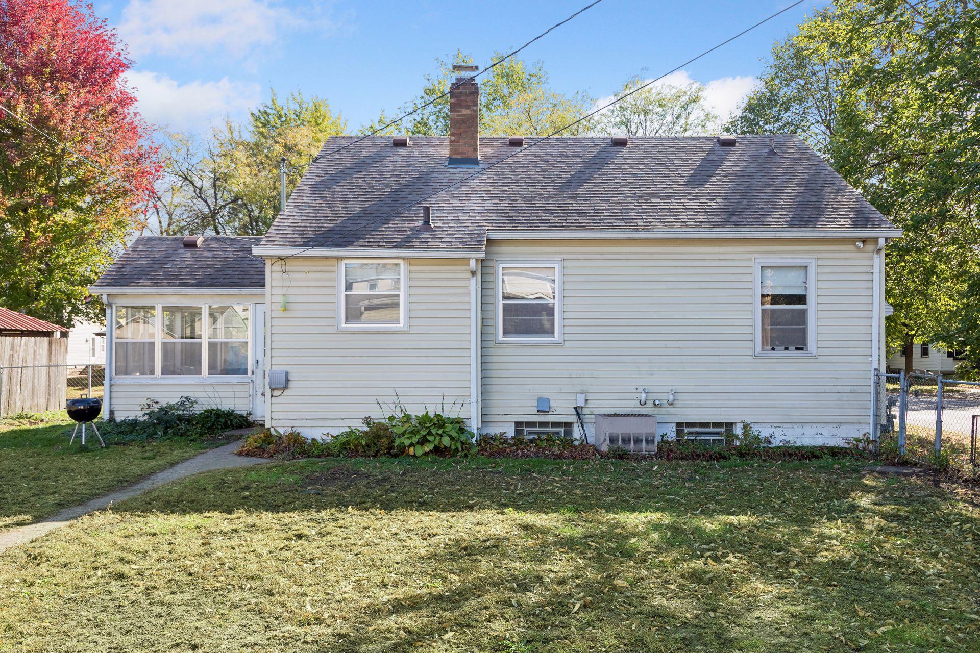 View of Residential at 977 Scheffer Avenue, Saint Paul MN 55102, Saint Paul (25 of 30) - Mike Wilen | Minnesota Team Real Estate