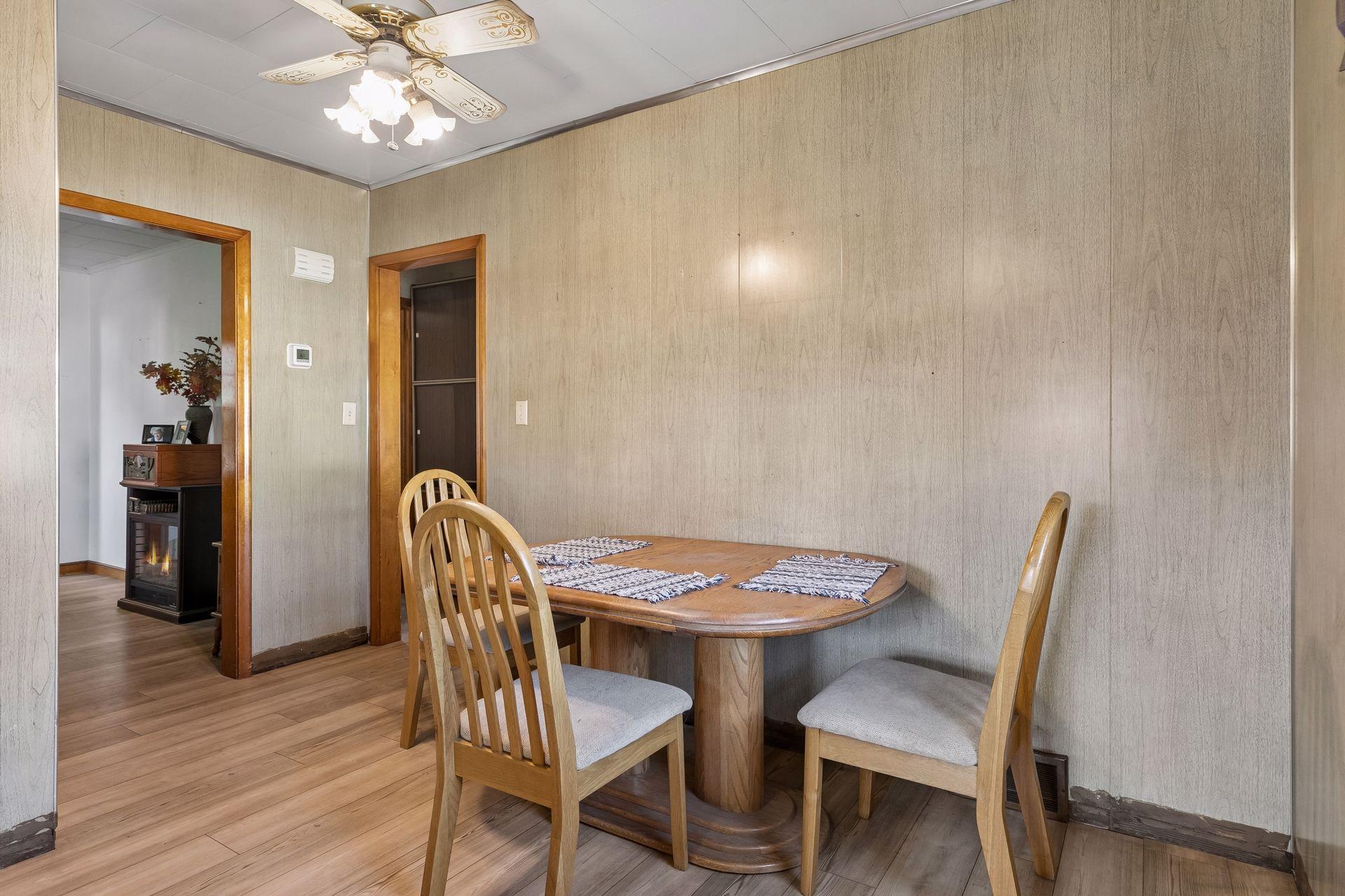 View of Residential at 977 Scheffer Avenue, Saint Paul MN 55102, Saint Paul (10 of 30) - Mike Wilen | Minnesota Team Real Estate
