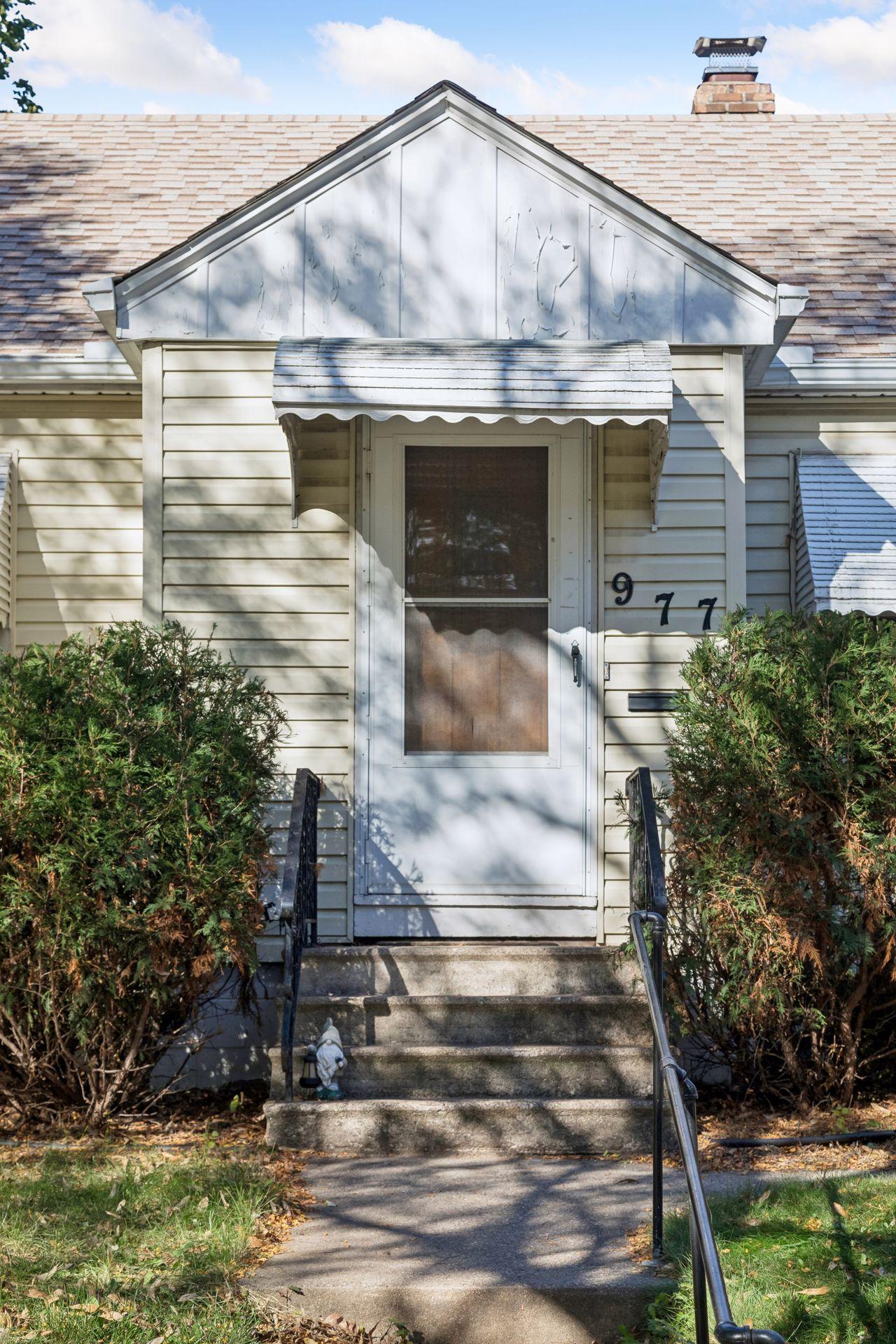 View of Residential at 977 Scheffer Avenue, Saint Paul MN 55102, Saint Paul (2 of 30) - Mike Wilen | Minnesota Team Real Estate