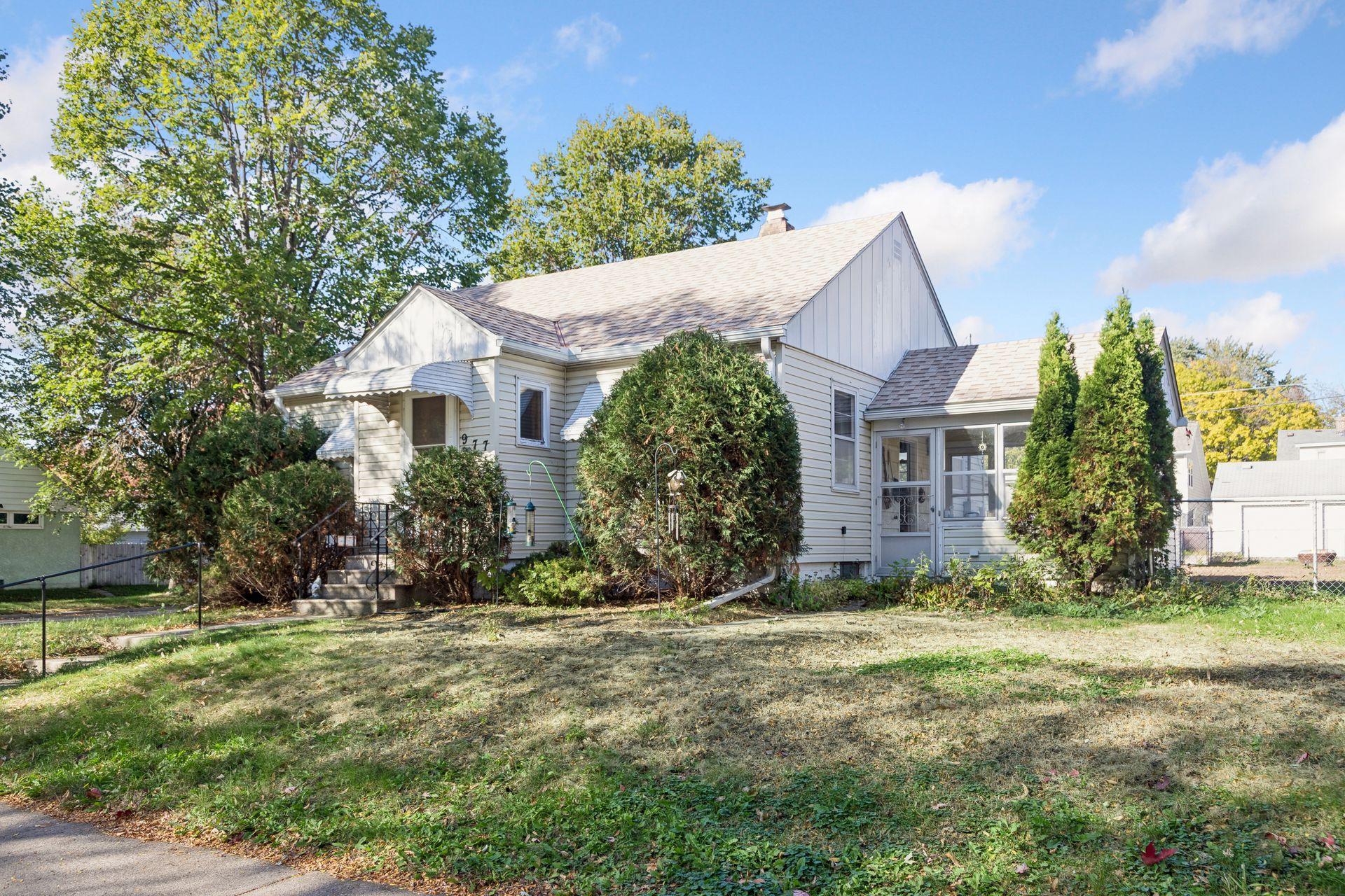 View of Residential at 977 Scheffer Avenue, Saint Paul MN 55102, Saint Paul (4 of 30) - Mike Wilen | Minnesota Team Real Estate