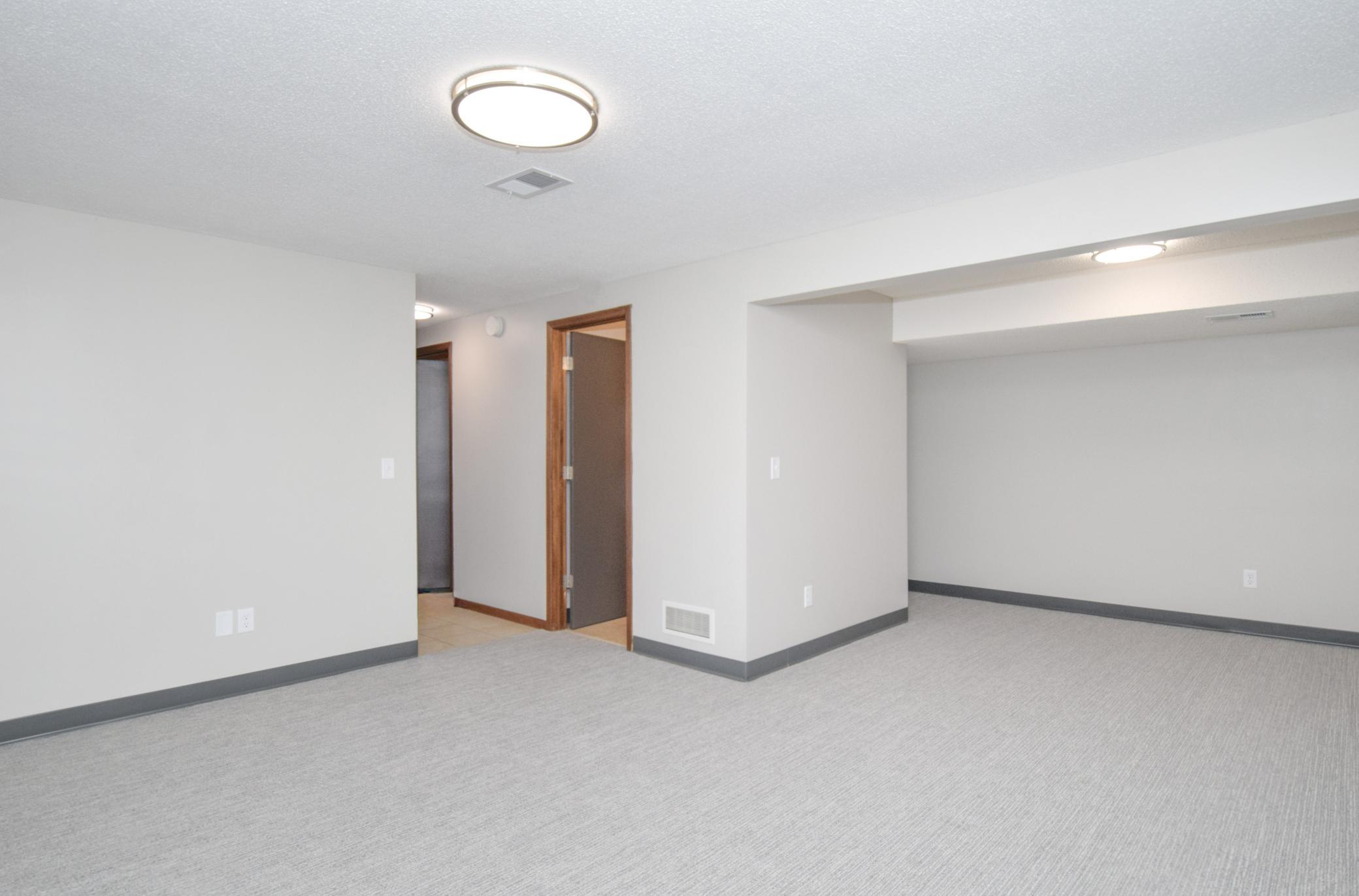 View of Residential at 371 98th Avenue, Blaine MN 55434, Blaine (27 of 36) - Mike Wilen | Minnesota Team Real Estate