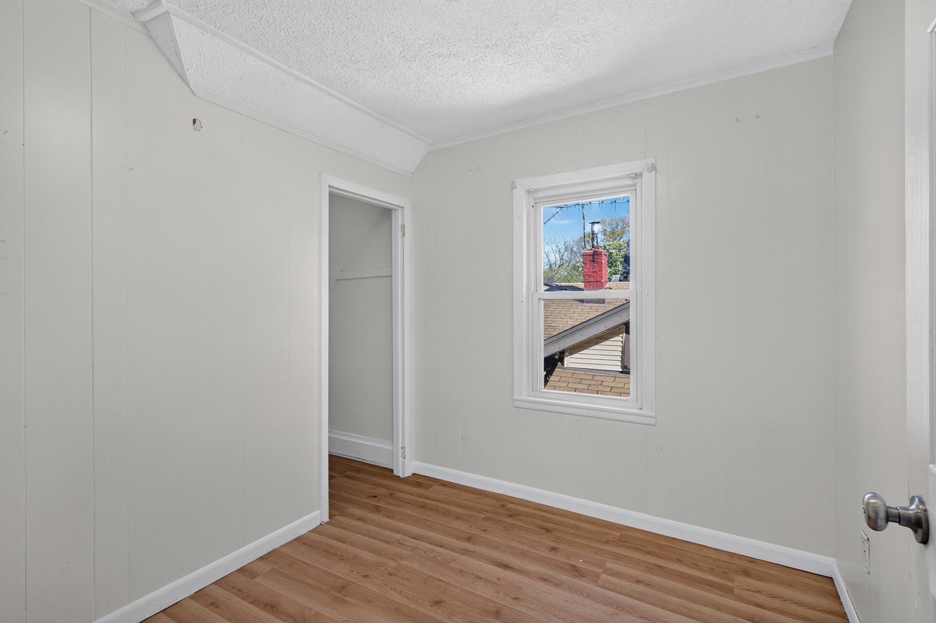 View of Residential at 1571 7th Street, Saint Paul MN 55106, Saint Paul (17 of 26) - Mike Wilen | Minnesota Team Real Estate