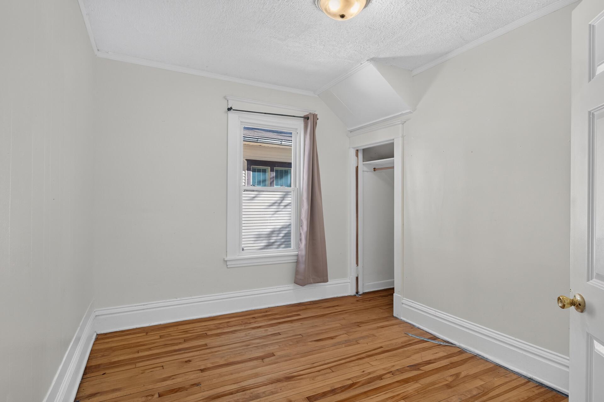 View of Residential at 1571 7th Street, Saint Paul MN 55106, Saint Paul (12 of 26) - Mike Wilen | Minnesota Team Real Estate