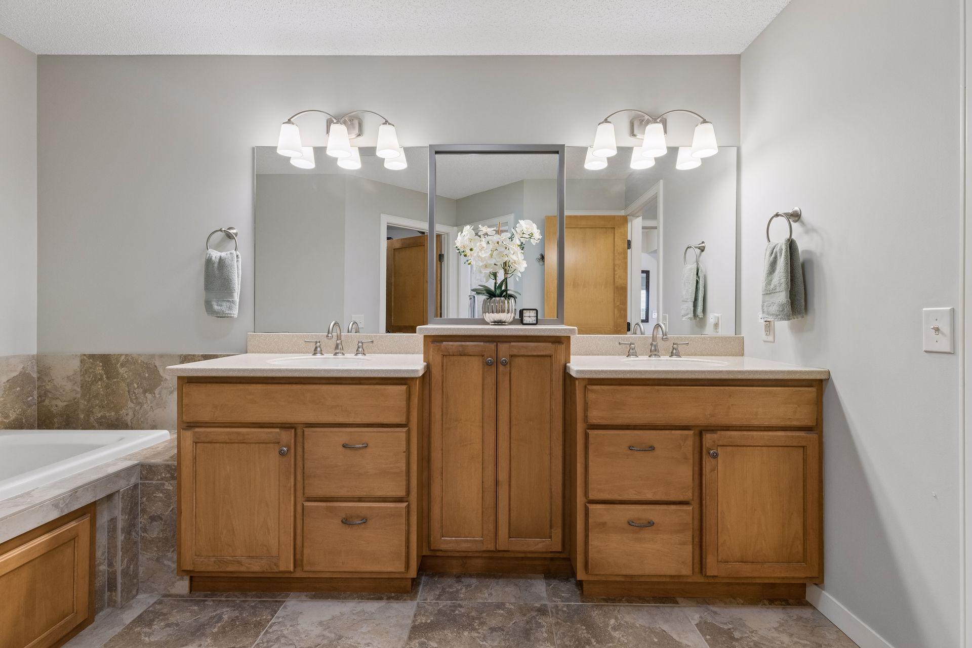 View of Residential at 7077 Waterstone Lane, Woodbury MN 55125, Woodbury (34 of 67) - Mike Wilen | Minnesota Team Real Estate