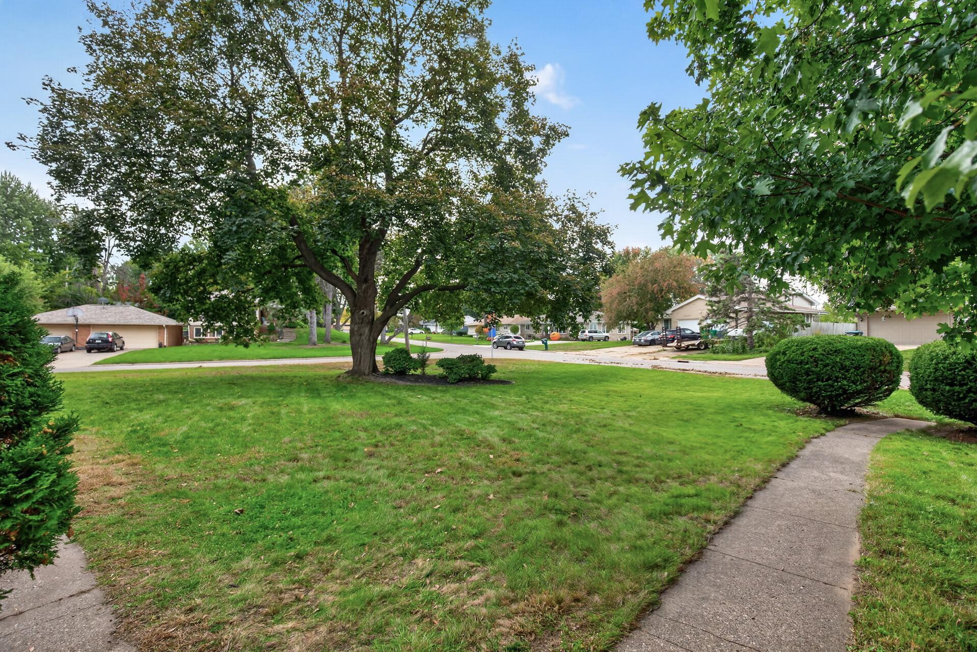 View of Residential at 615 Utah Avenue, Golden Valley MN 55426, Golden Valley (16 of 25) - Mike Wilen | Minnesota Team Real Estate