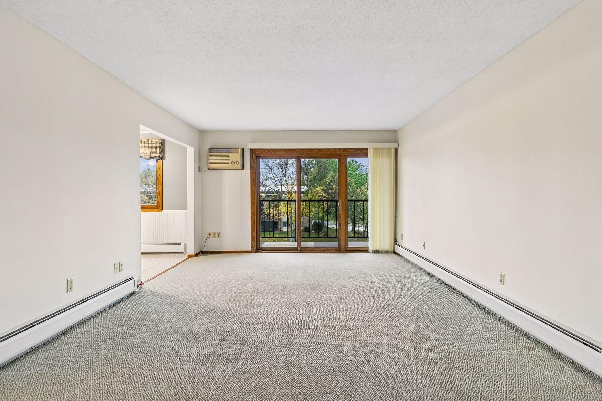 View of Residential at 2700 Oxford Street #140, Roseville MN 55113, Roseville (5 of 28) - Mike Wilen | Minnesota Team Real Estate