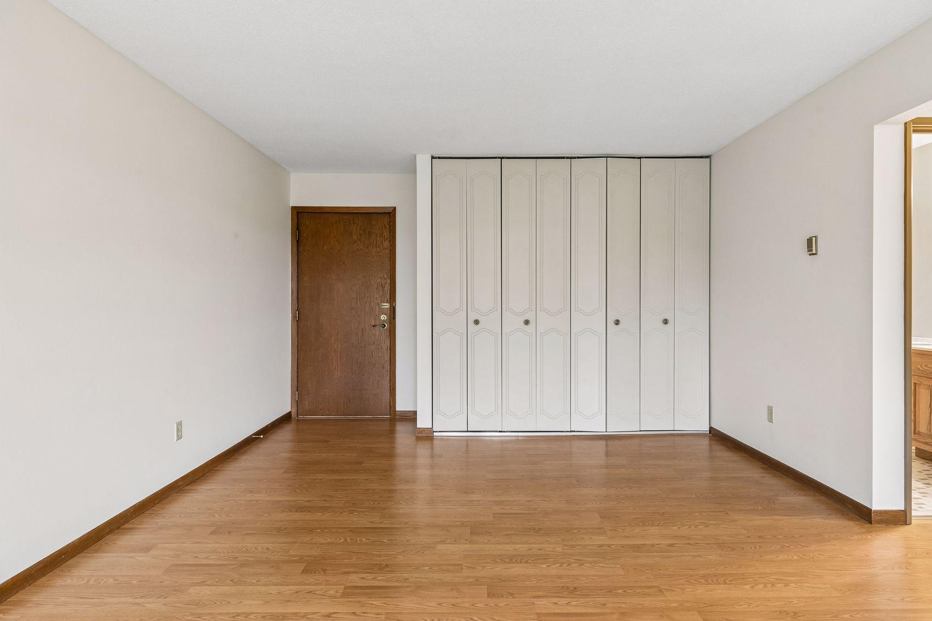 View of Residential at 2700 Oxford Street #140, Roseville MN 55113, Roseville (4 of 28) - Mike Wilen | Minnesota Team Real Estate