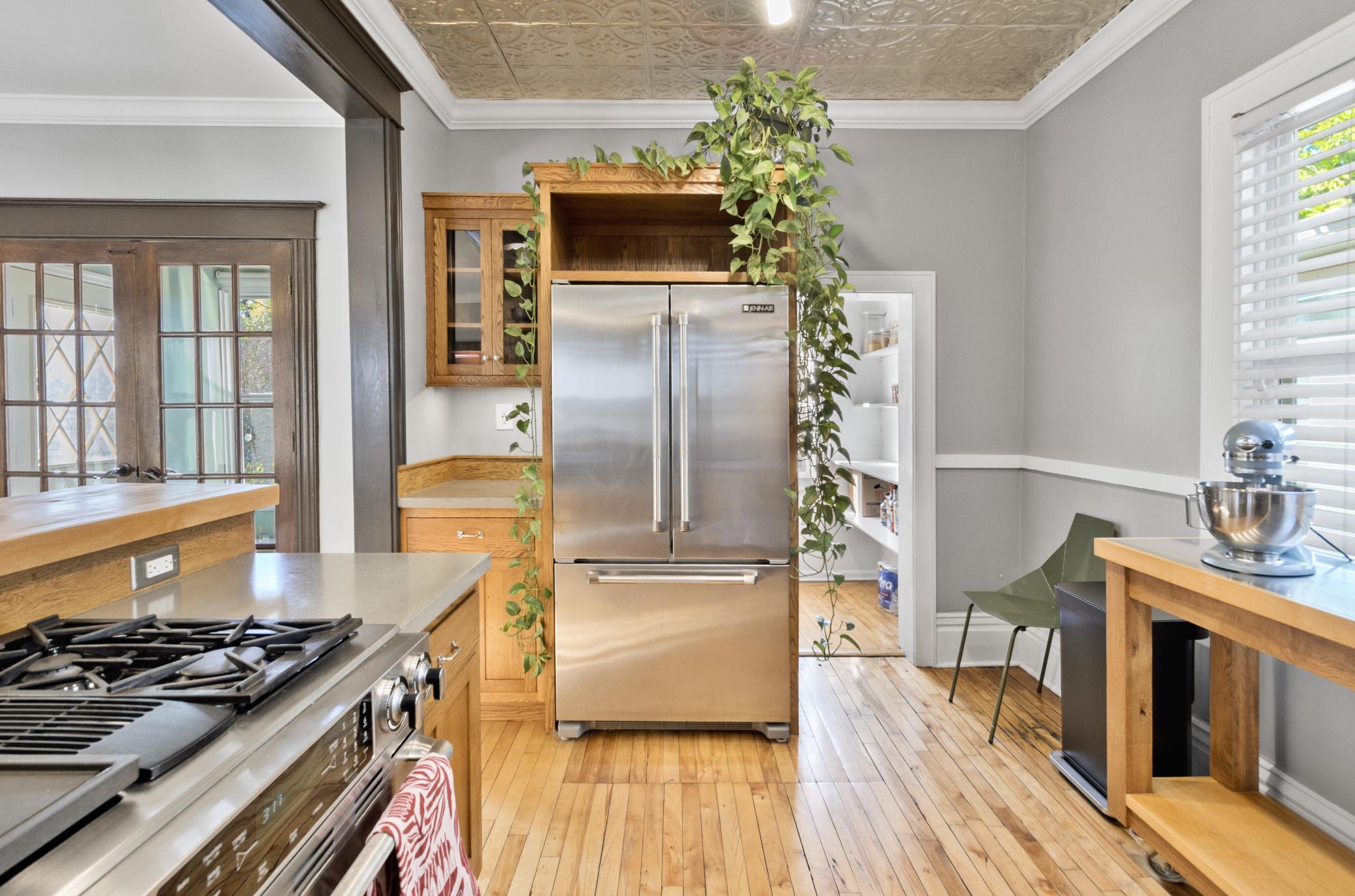 View of Residential at 2322 Grand Street, Minneapolis MN 55418, Minneapolis (17 of 38) - Mike Wilen | Minnesota Team Real Estate